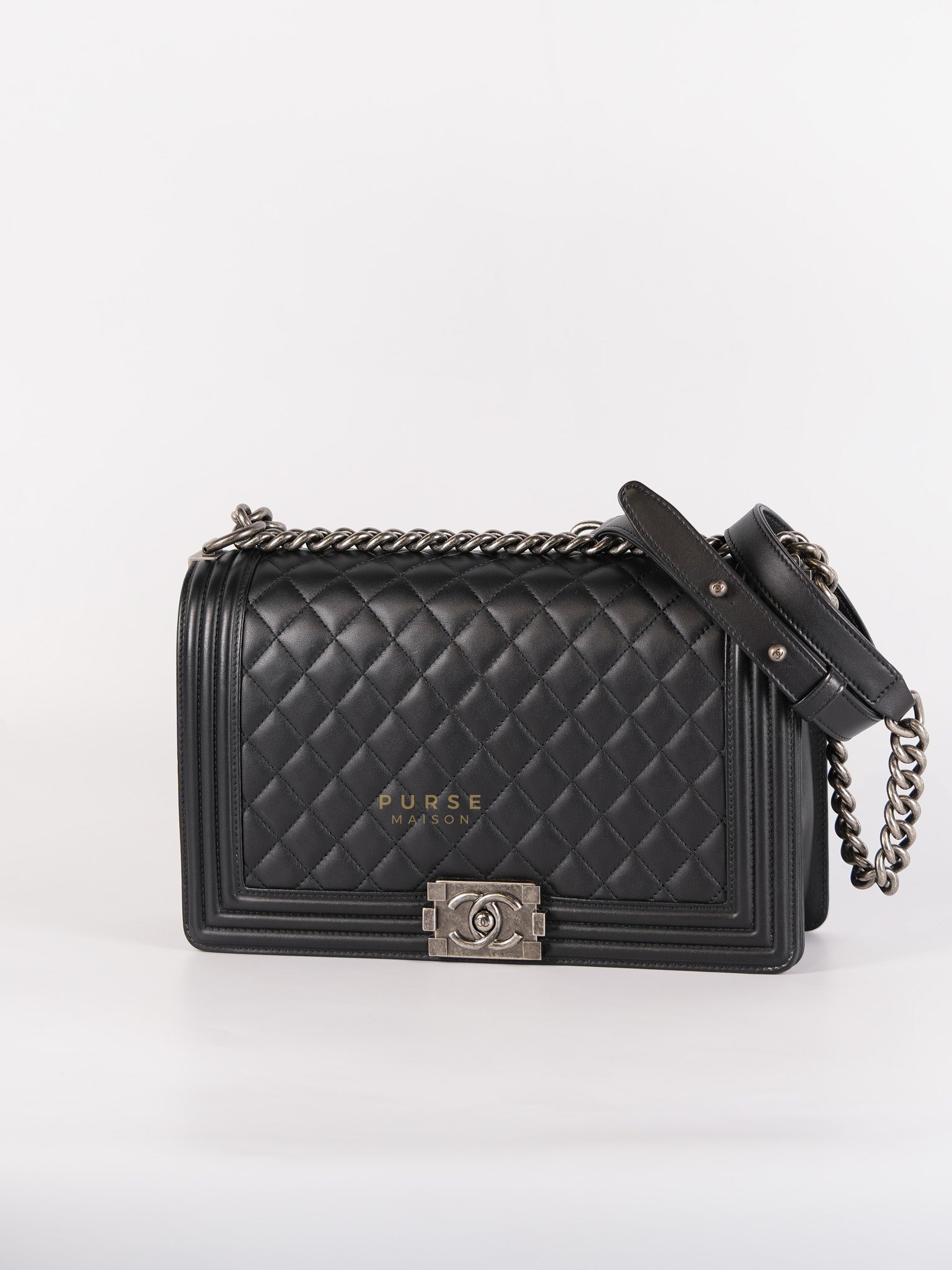 Le Boy New Medium in Black Quilted Lambskin Leather & Ruthenium Hardware (Series 24) | Purse Maison Luxury Bags Shop