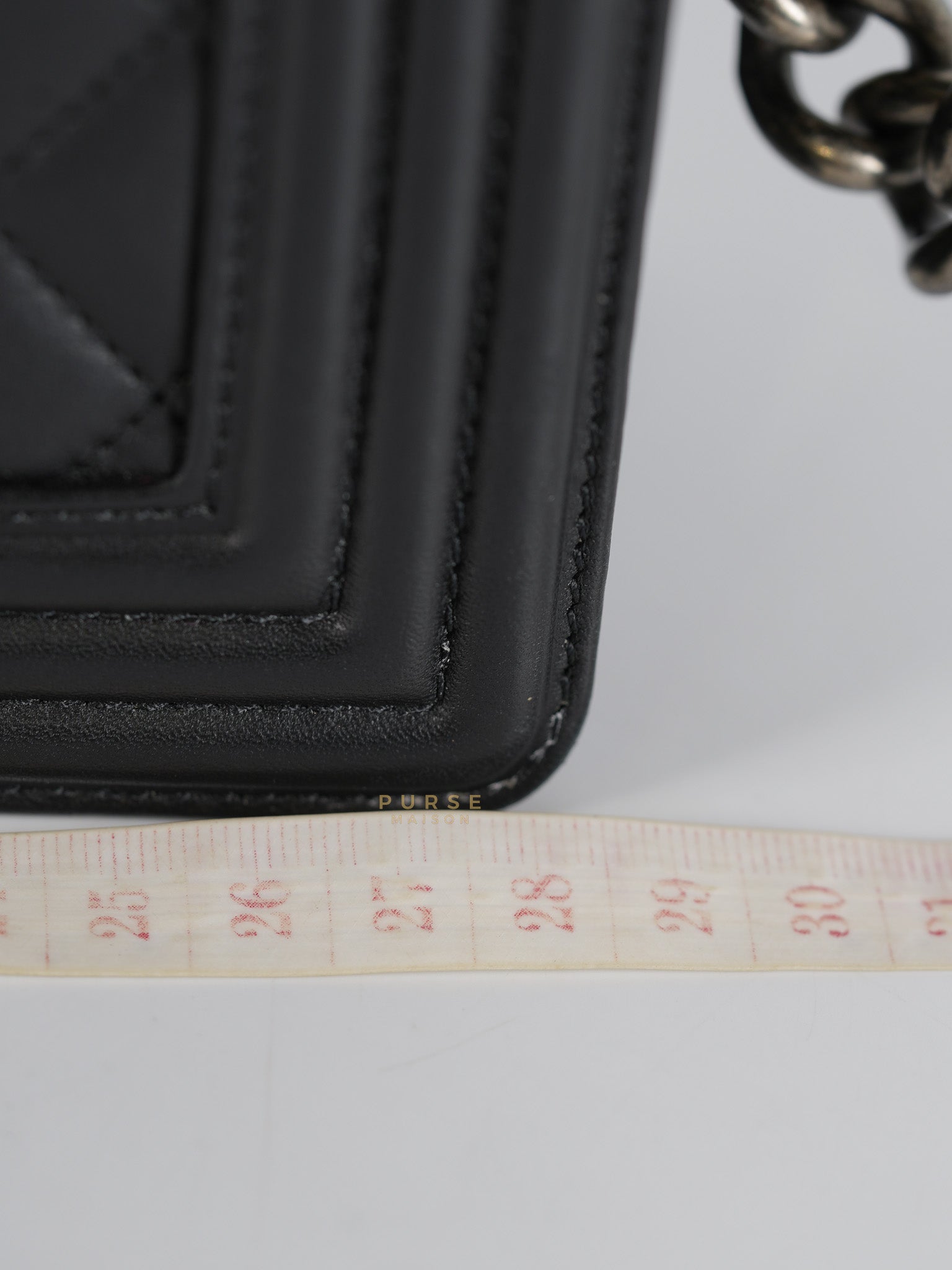Le Boy New Medium in Black Quilted Lambskin Leather & Ruthenium Hardware (Series 24) | Purse Maison Luxury Bags Shop