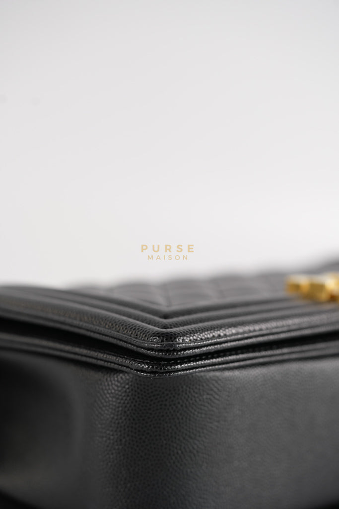 Le Boy Old Medium in Black Quilted Caviar Leather & Gold Hardware Microchip | Purse Maison Luxury Bags Shop