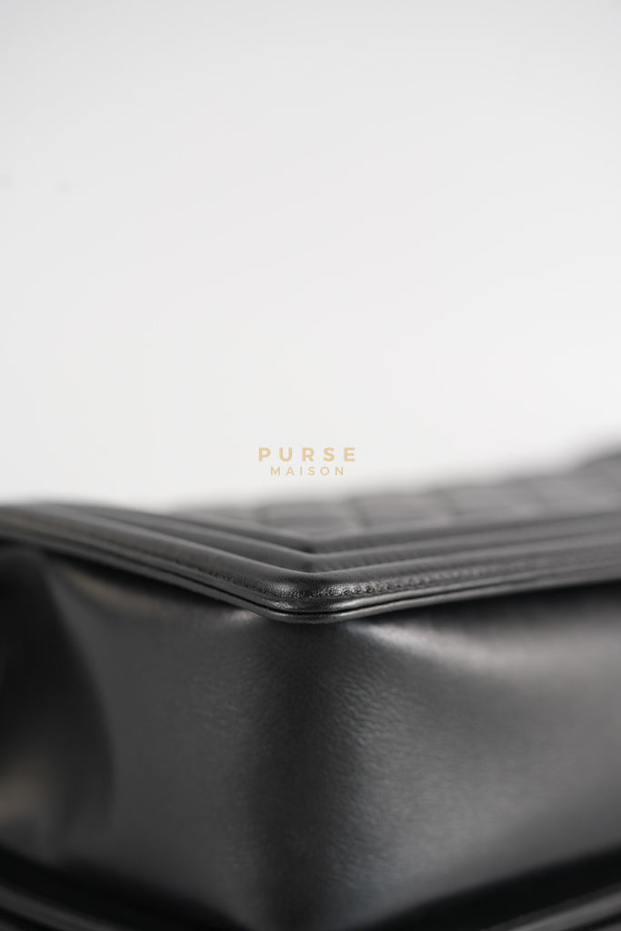 Le Boy Old Medium in Black Quilted Lambskin Leather & Gold Hardware Series 20 | Purse Maison Luxury Bags Shop