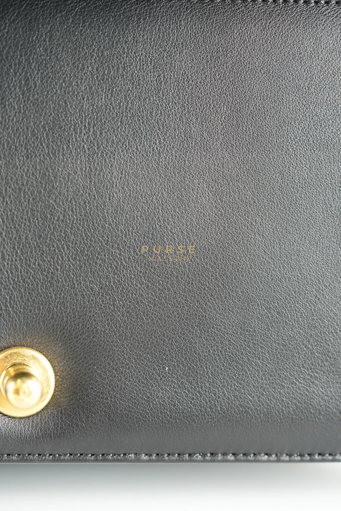 Le Boy Old Medium in Black Quilted Lambskin Leather & Gold Hardware Series 20 | Purse Maison Luxury Bags Shop