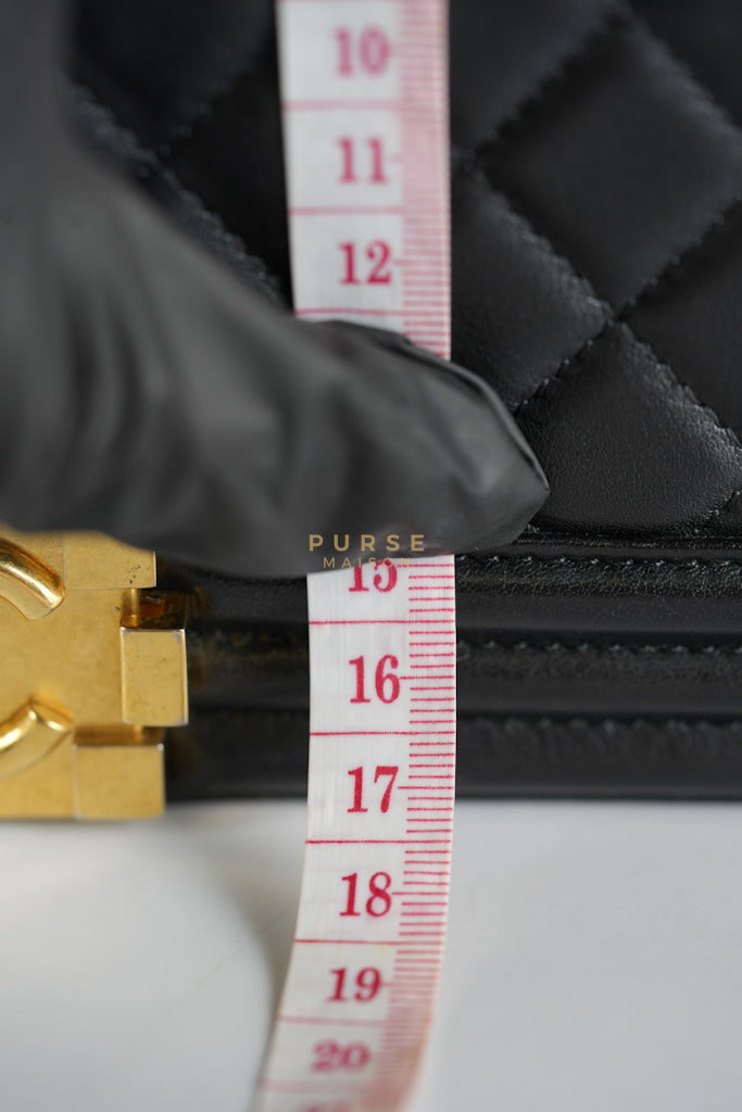 Le Boy Old Medium in Black Quilted Lambskin Leather & Gold Hardware Series 20 | Purse Maison Luxury Bags Shop