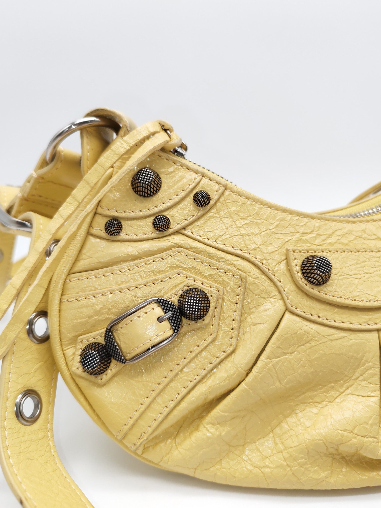 Le Cagole Butter Yellow Shoulder Bag | Purse Maison Luxury Bags Shop