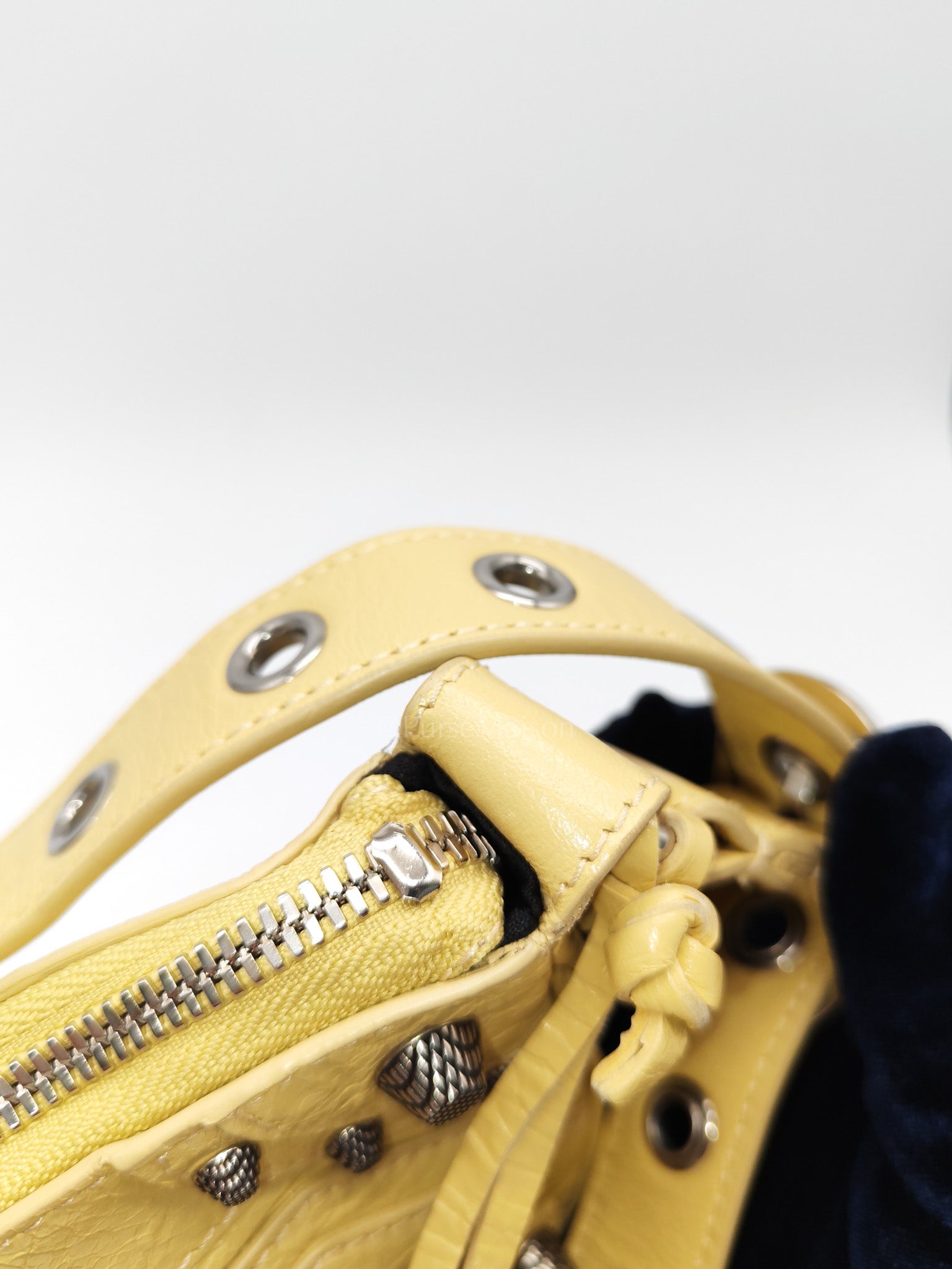 Le Cagole Butter Yellow Shoulder Bag | Purse Maison Luxury Bags Shop