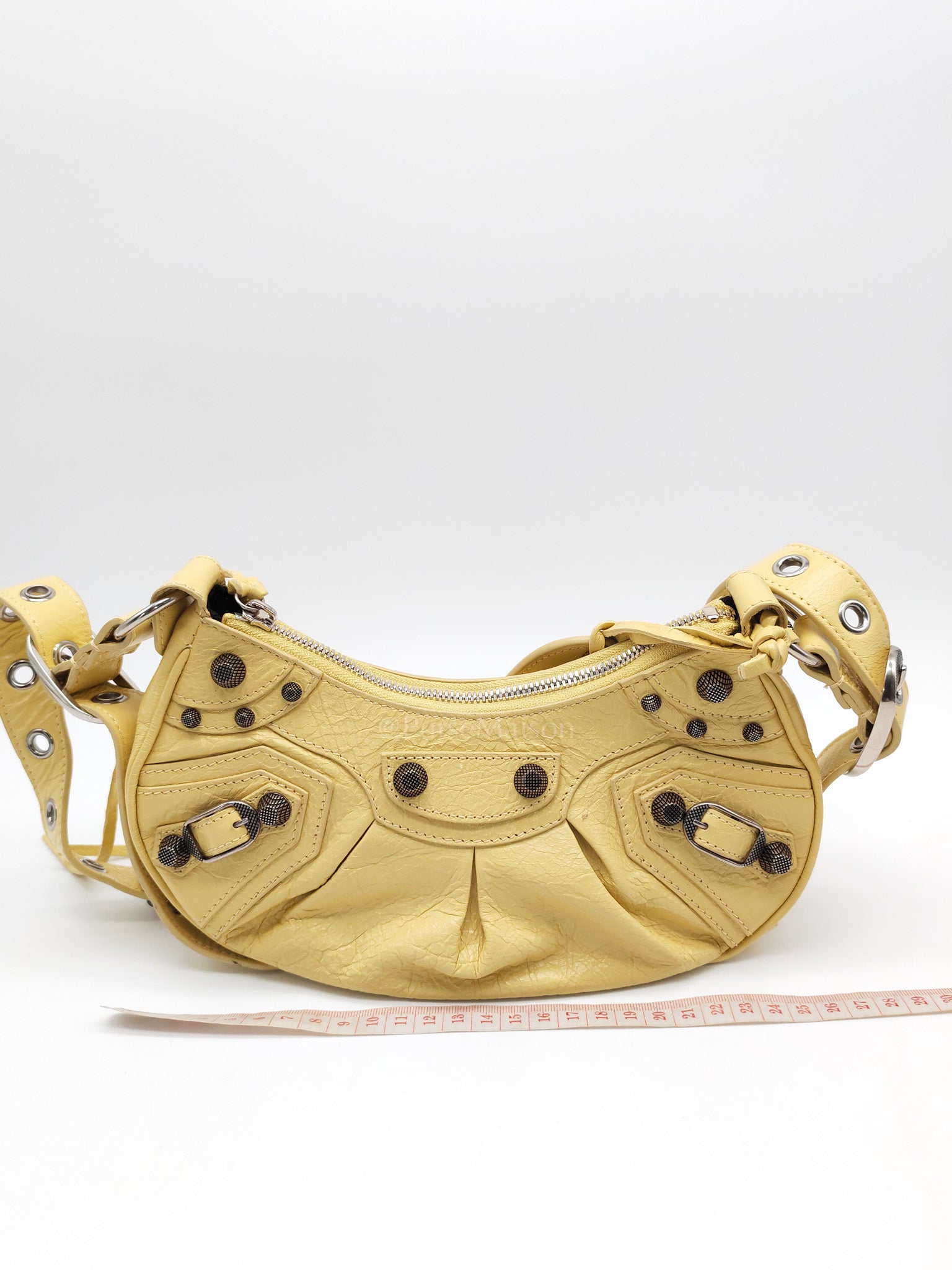 Le Cagole Butter Yellow Shoulder Bag | Purse Maison Luxury Bags Shop