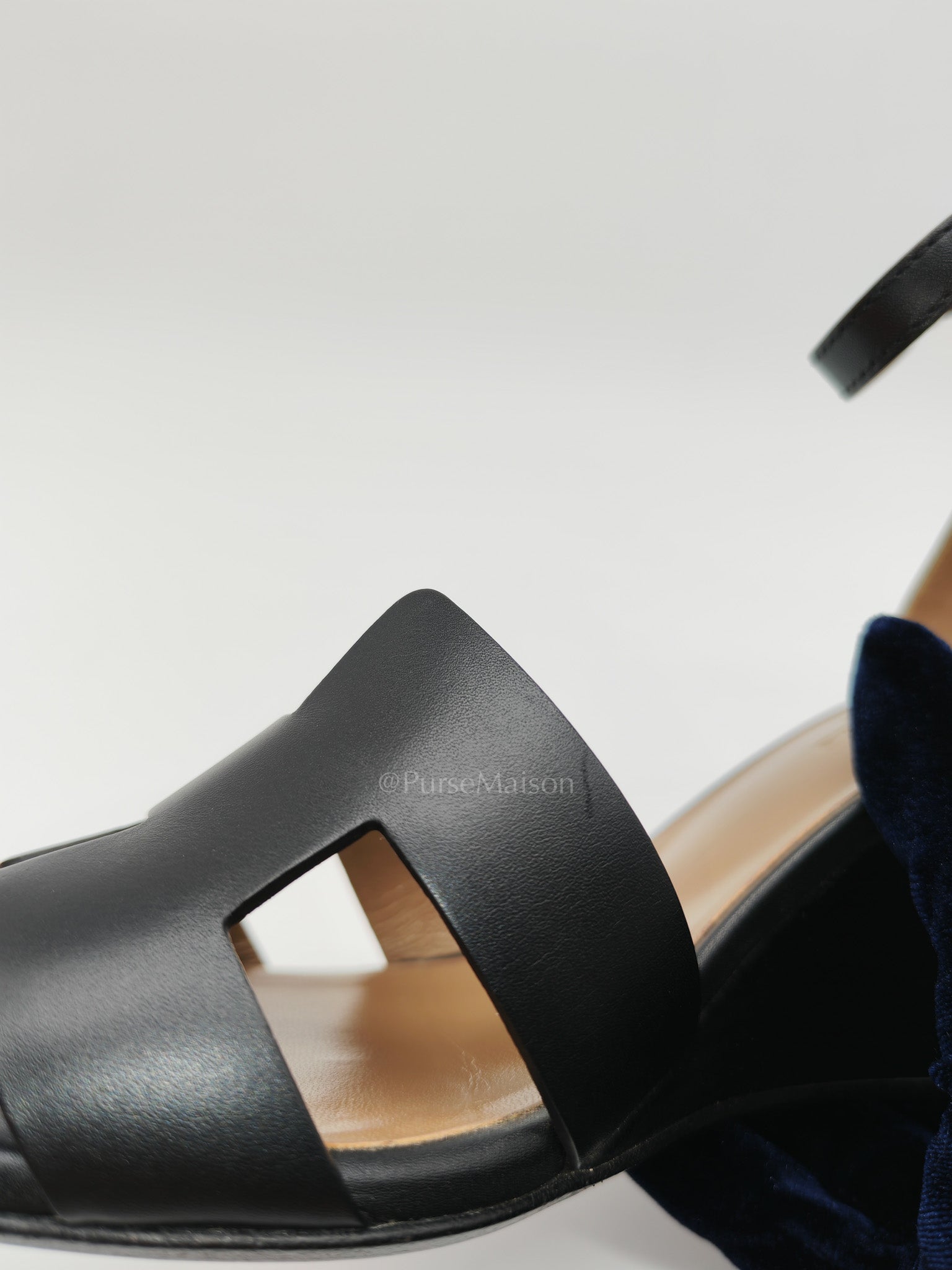 Legend in Black Swift Leather Sandals Size 37EU (24cm) | Purse Maison Luxury Bags Shop