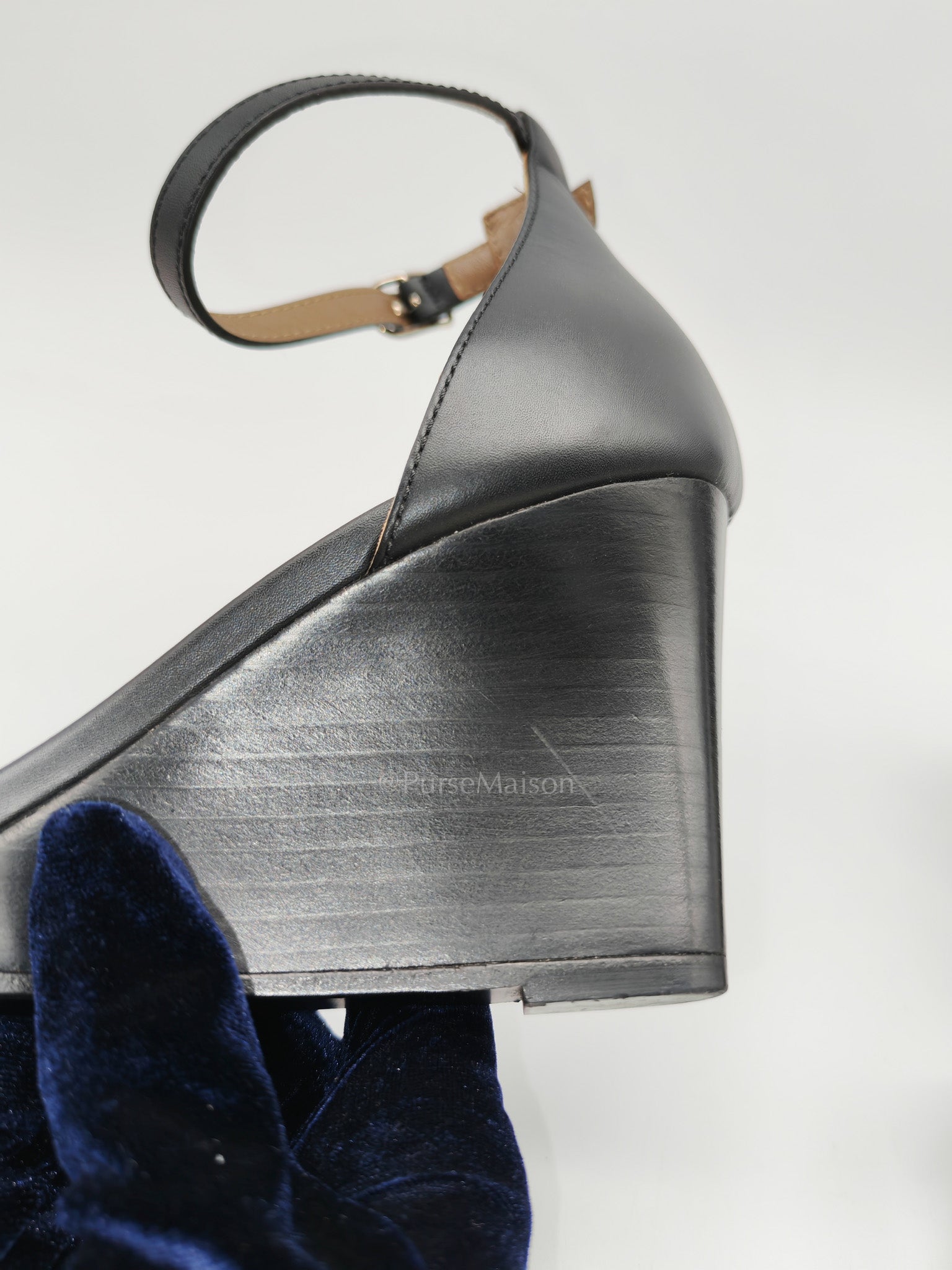 Legend in Black Swift Leather Sandals Size 37EU (24cm) | Purse Maison Luxury Bags Shop