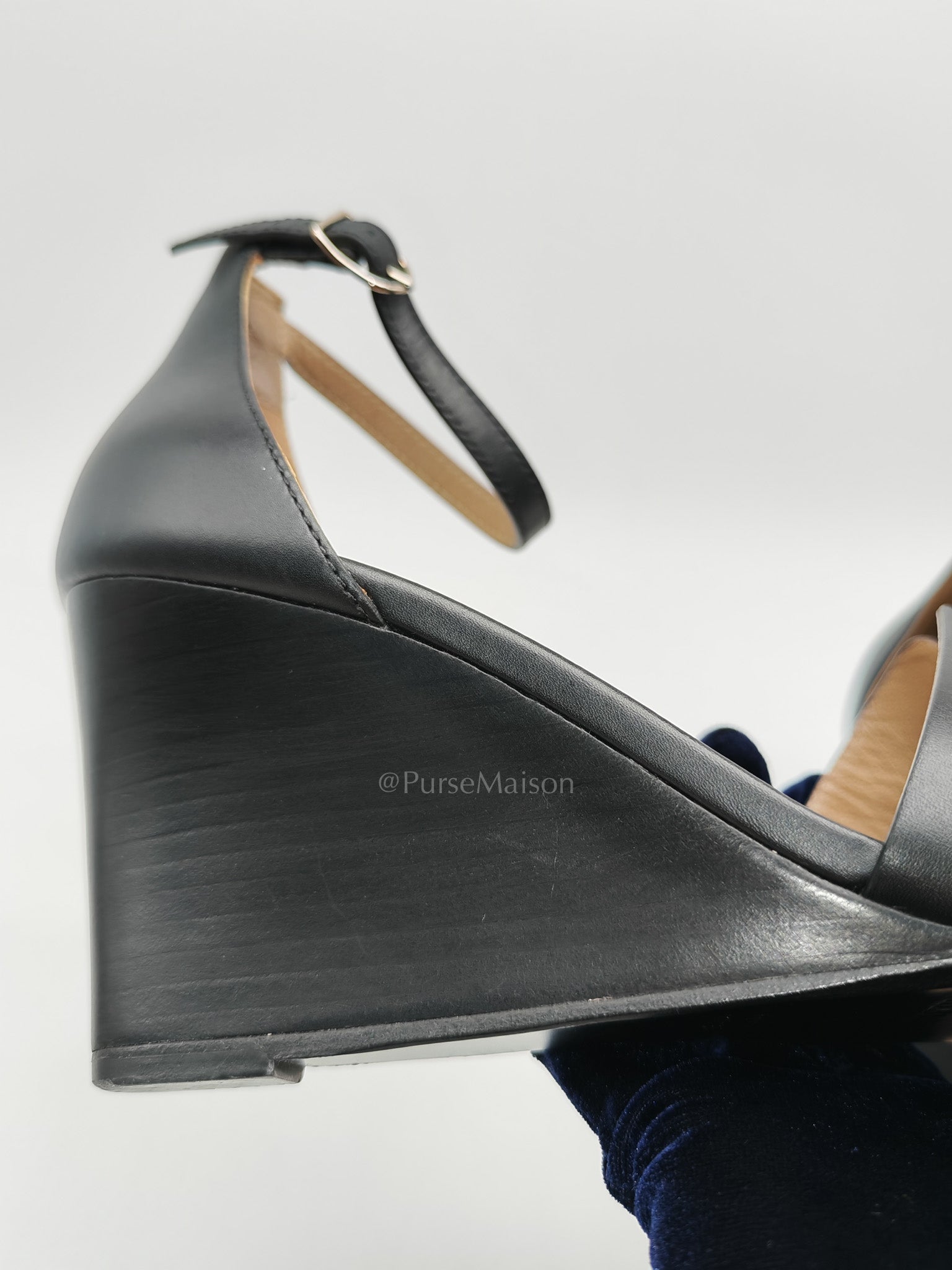 Legend in Black Swift Leather Sandals Size 37EU (24cm) | Purse Maison Luxury Bags Shop