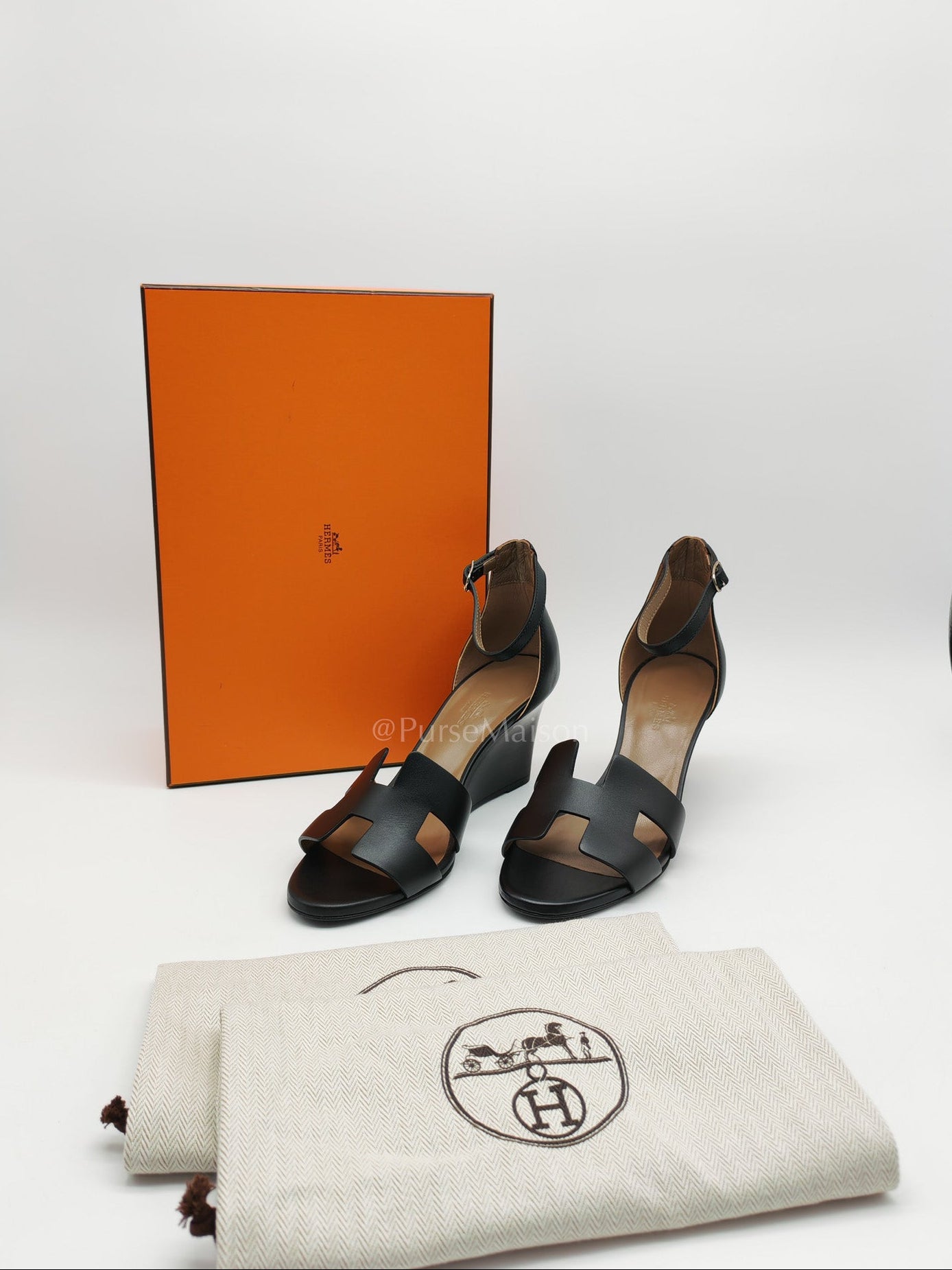 Legend in Black Swift Leather Sandals Size 37EU (24cm) | Purse Maison Luxury Bags Shop