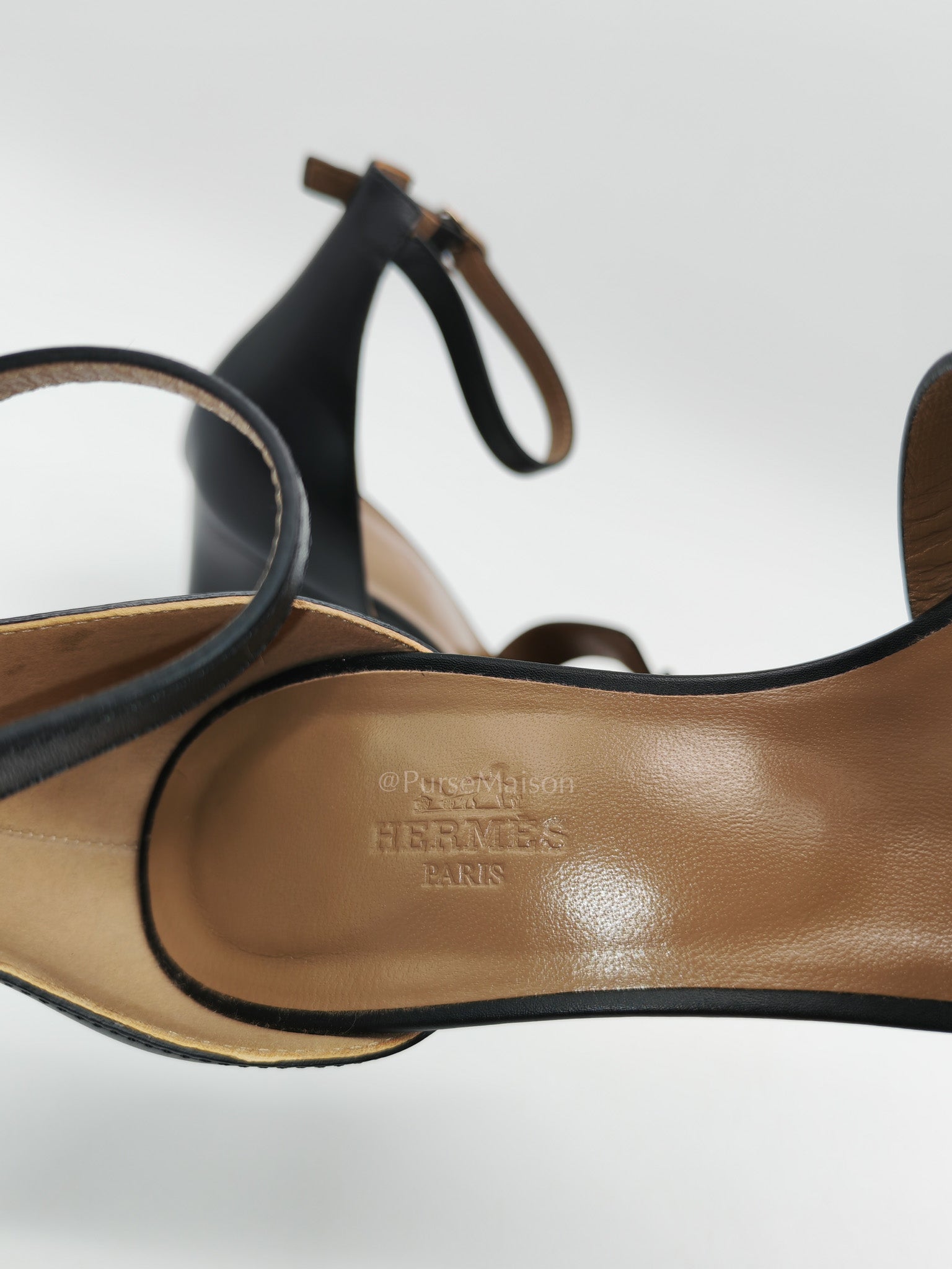 Legend in Black Swift Leather Sandals Size 37EU (24cm) | Purse Maison Luxury Bags Shop
