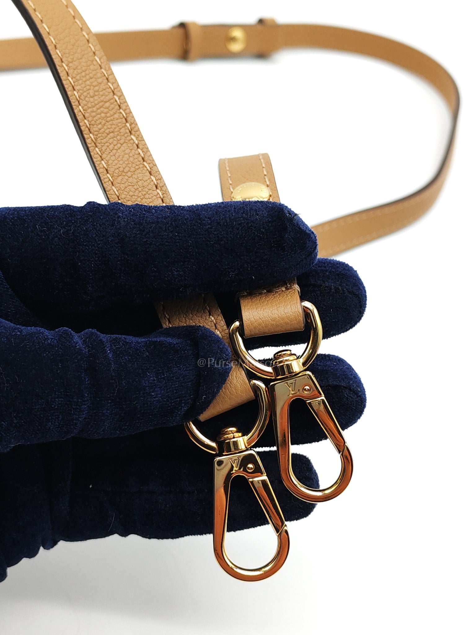 Twist MM Tri-color Epi Leather Crossbody Bag (Date Code: SR4149)