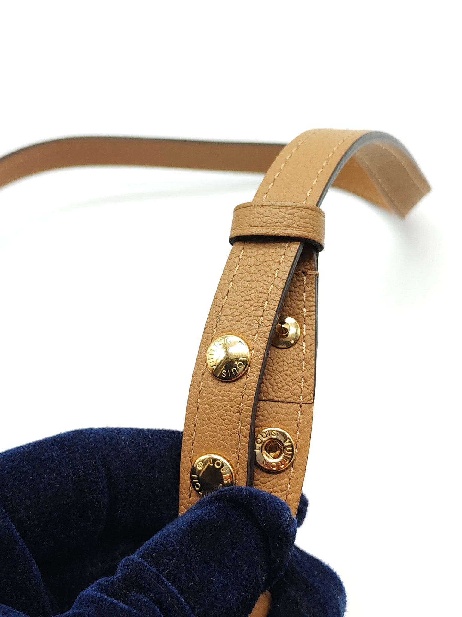 Twist MM Tri-color Epi Leather Crossbody Bag (Date Code: SR4149)