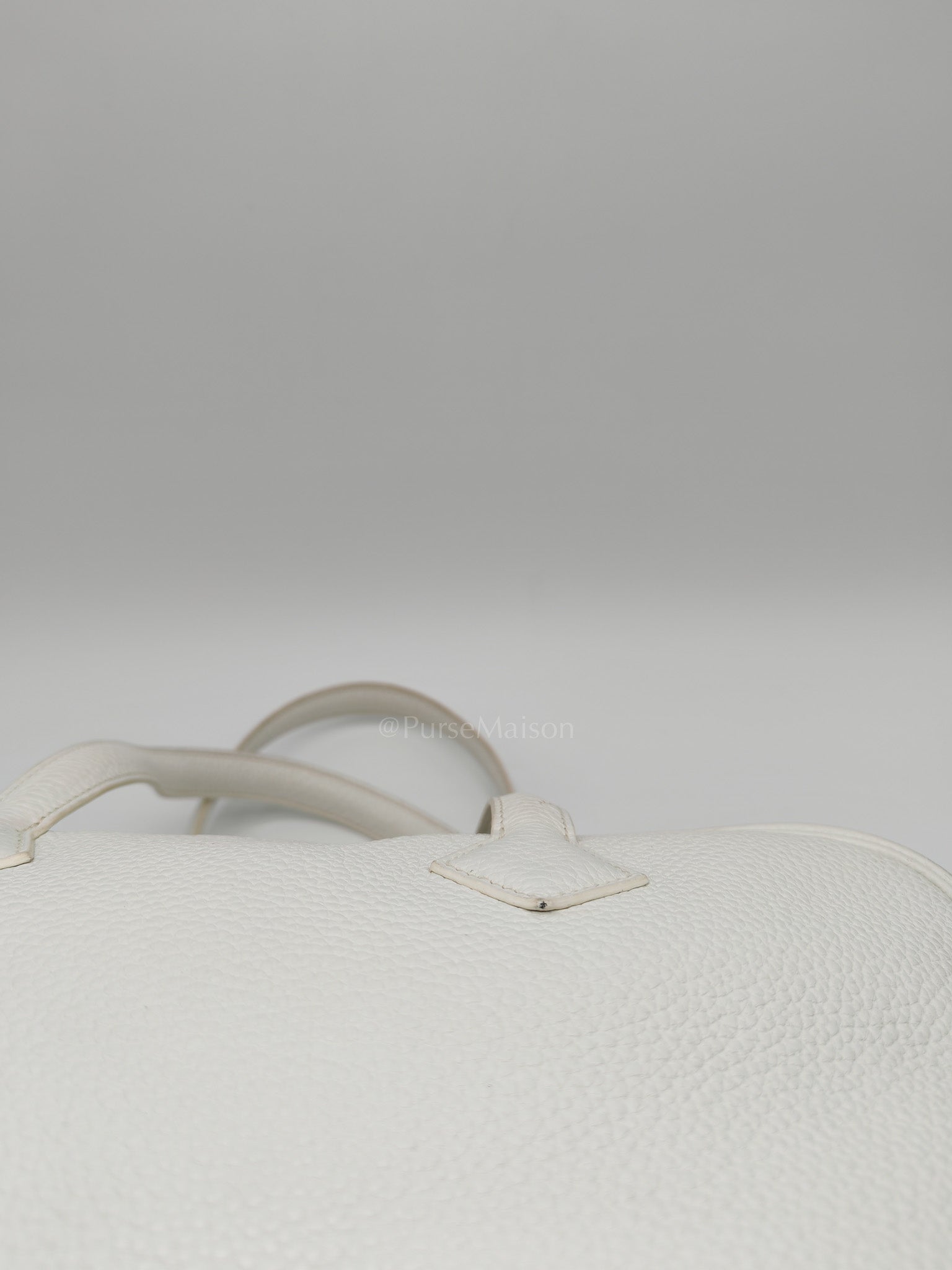 Victoria II 35 in White Clemence Leather & Palladium Hardware Stamp R (2014)