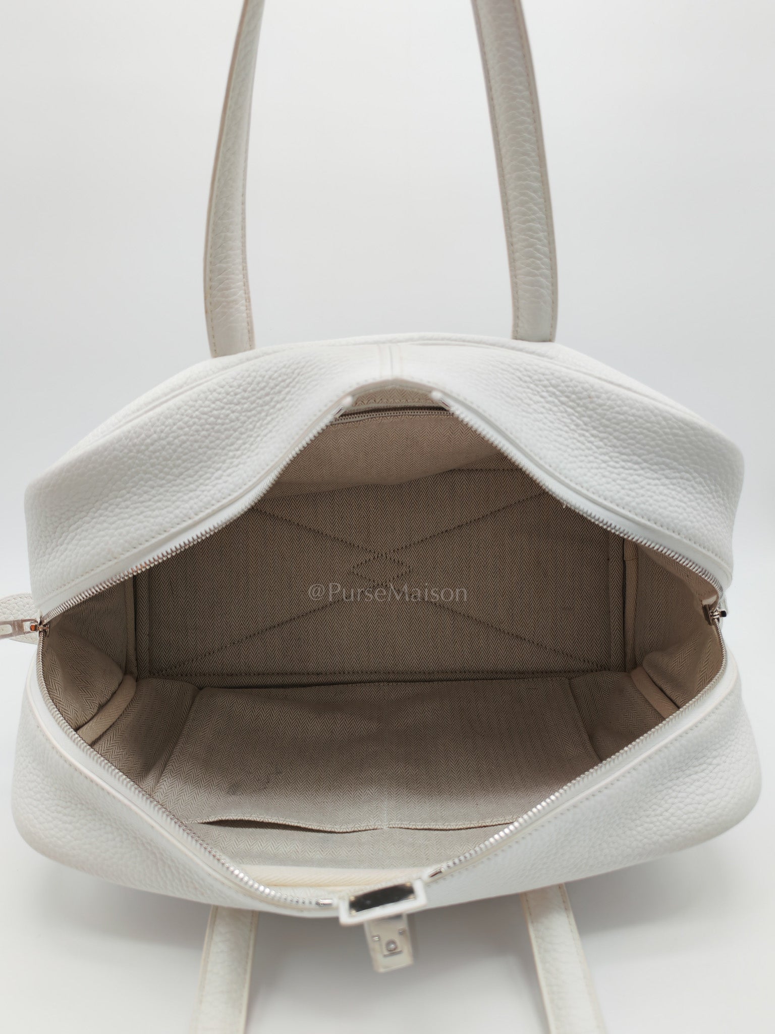 Victoria II 35 in White Clemence Leather & Palladium Hardware Stamp R (2014)