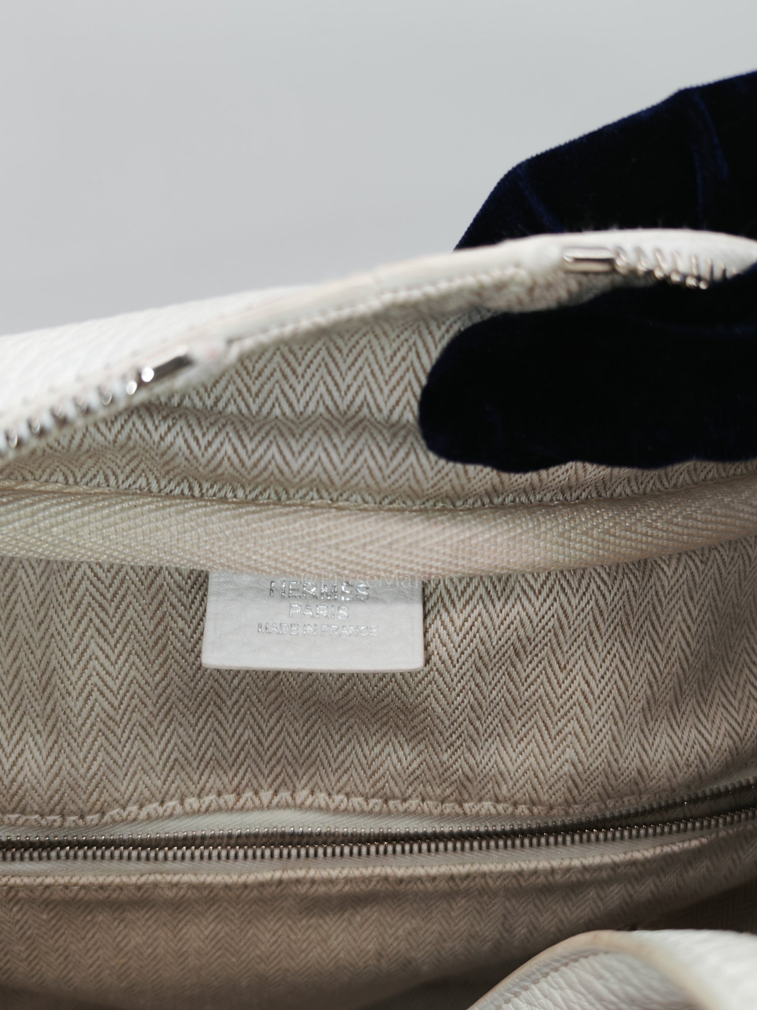 Victoria II 35 in White Clemence Leather & Palladium Hardware Stamp R (2014)