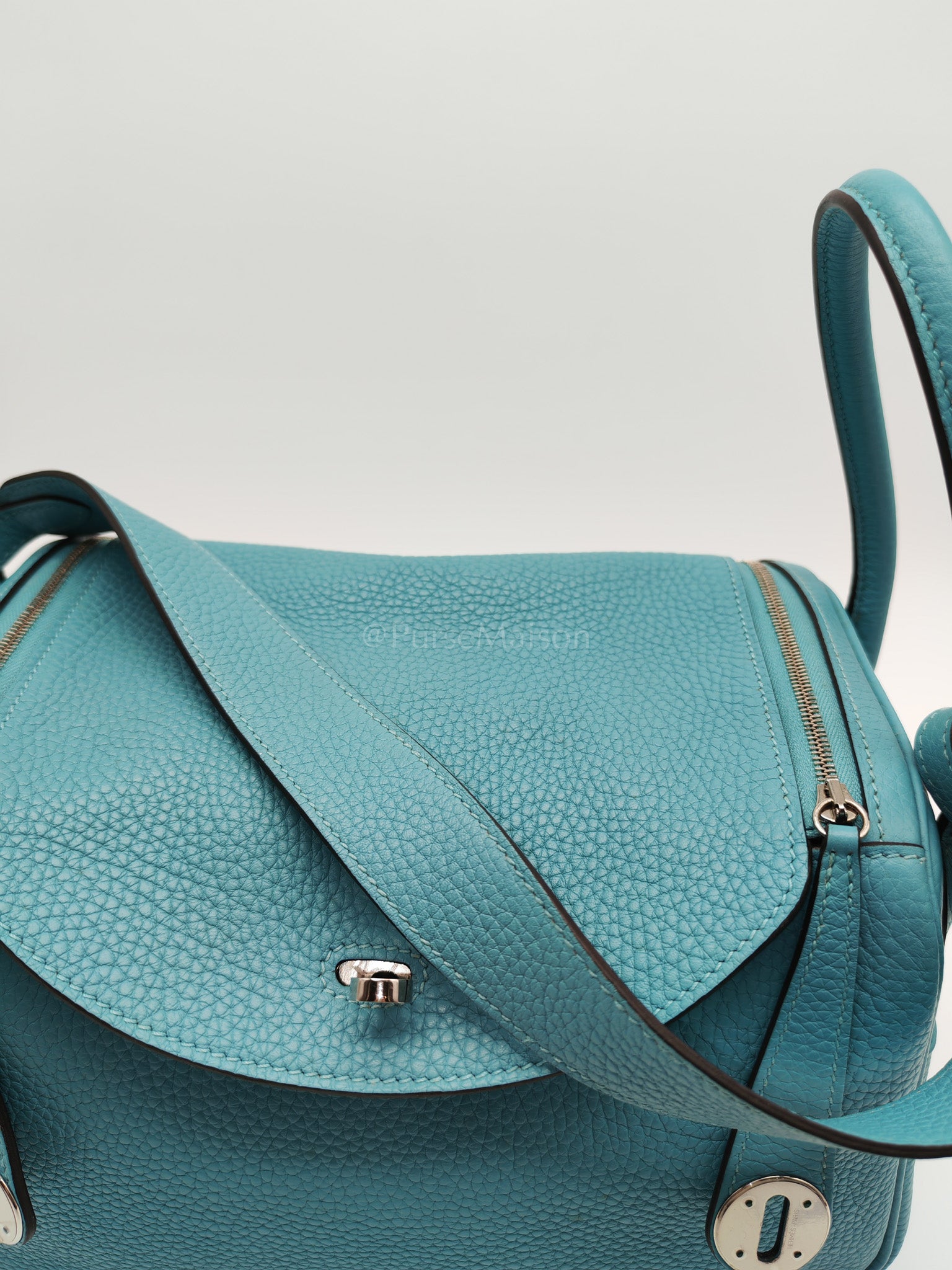 Lindy 26 Bleu Saint Clemence and Palladium Hardware Stamp T (2015) | Purse Maison Luxury Bags Shop