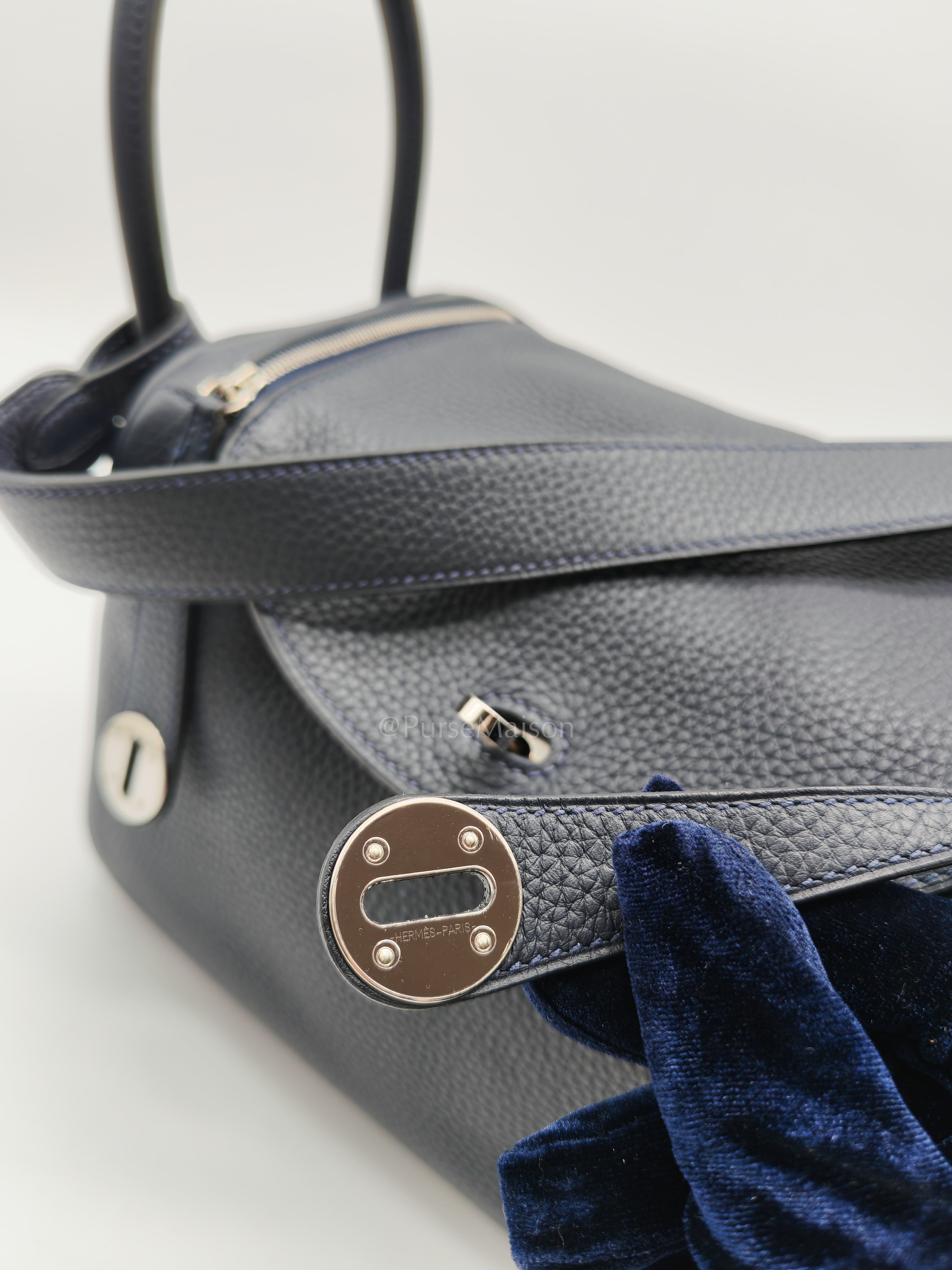 Lindy 26 Blue Nuit in Togo Leather and Palladium Hardware Stamp C (2018) | Purse Maison Luxury Bags Shop