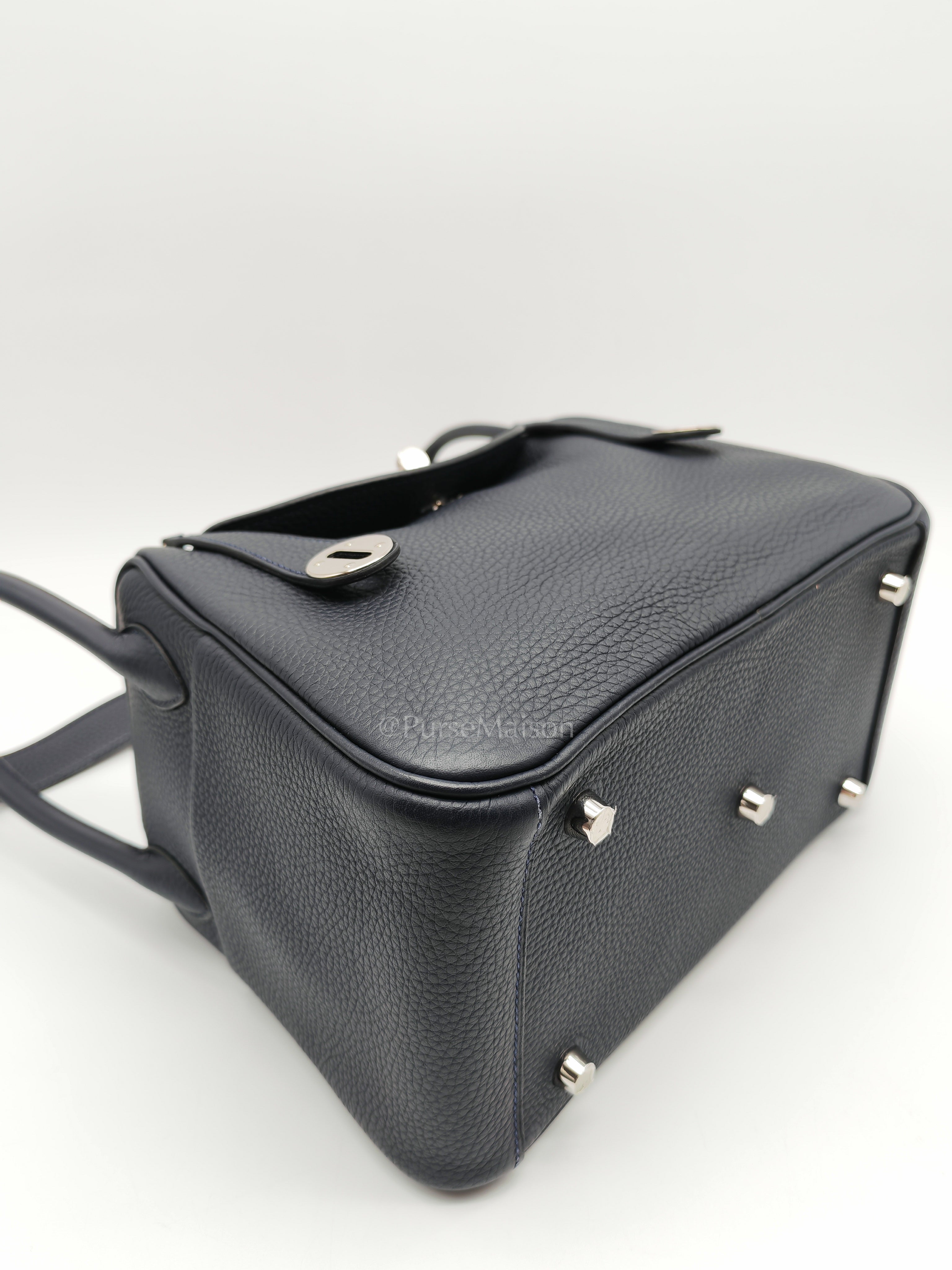 Lindy 26 Blue Nuit in Togo Leather and Palladium Hardware Stamp C (2018) | Purse Maison Luxury Bags Shop