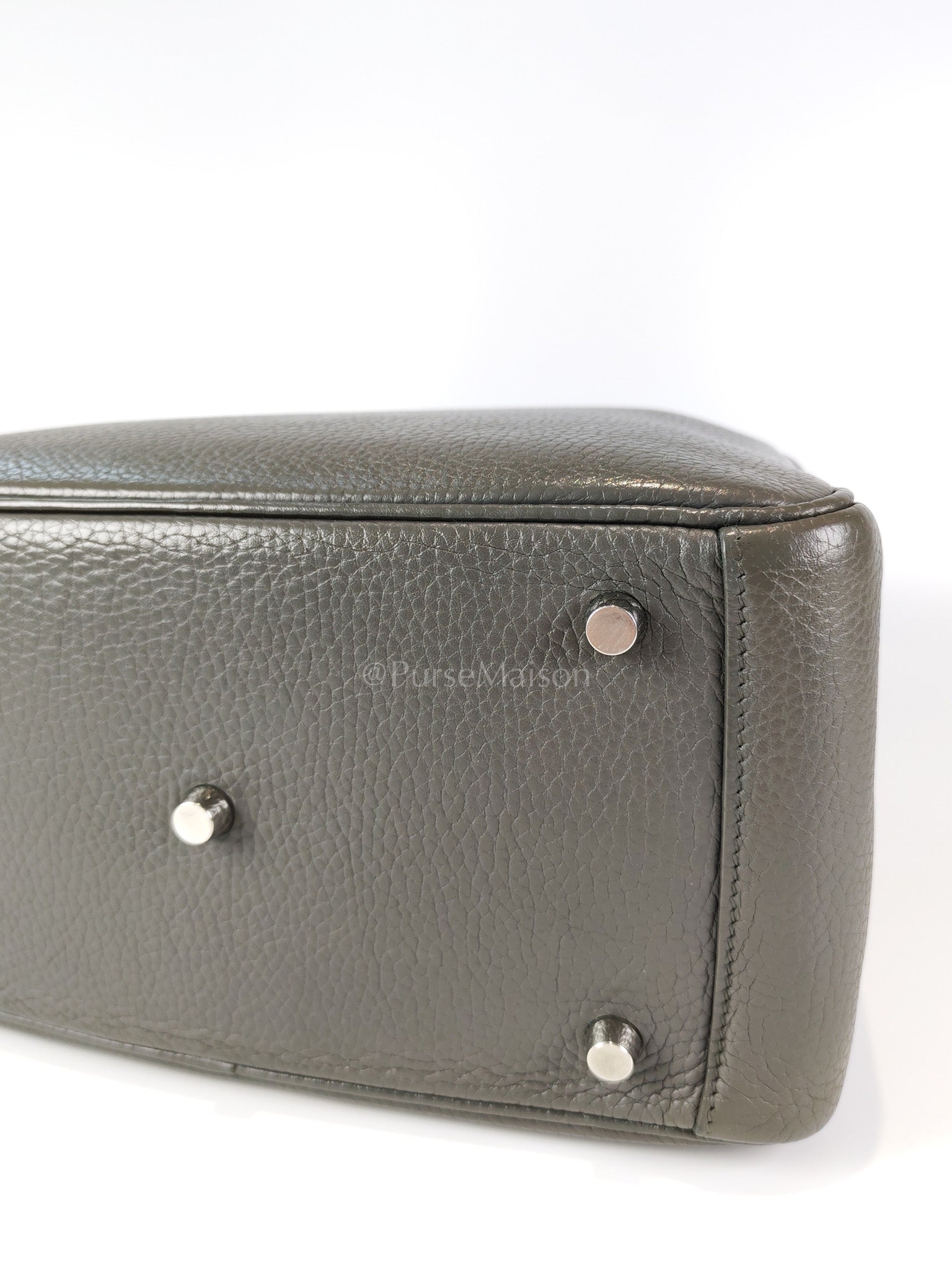 Lindy 26 Etain in Clemance Leather and Palladium Hardware Stamp X (2016) | Purse Maison Luxury Bags Shop