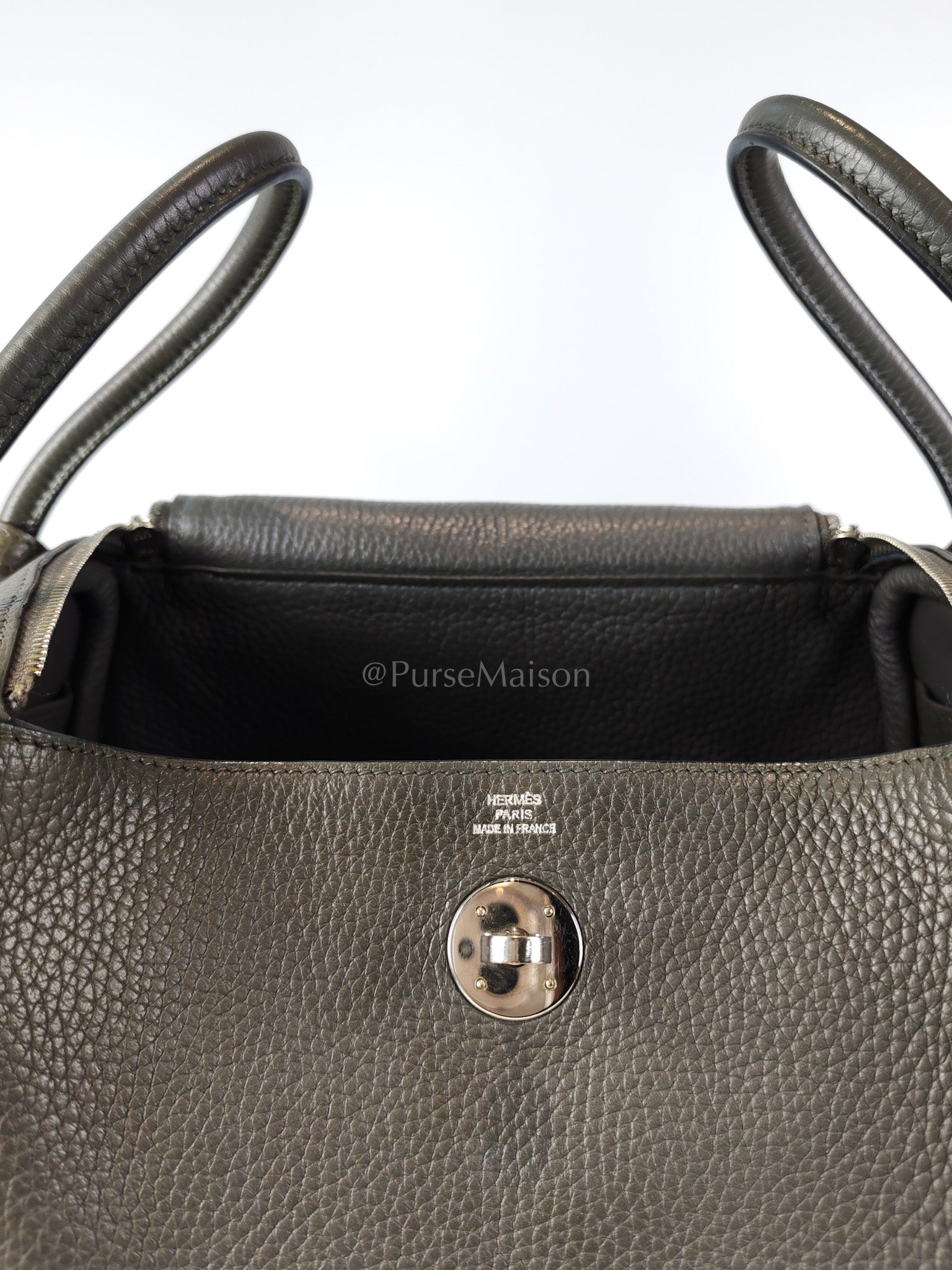 Lindy 26 Etain in Clemance Leather and Palladium Hardware Stamp X (2016) | Purse Maison Luxury Bags Shop