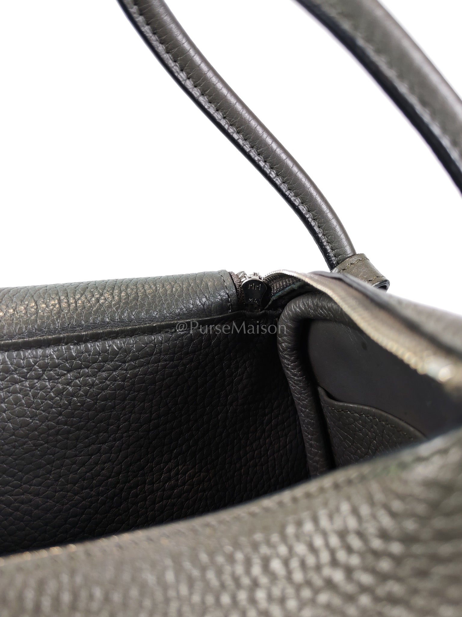 Lindy 26 Etain in Clemance Leather and Palladium Hardware Stamp X (2016) | Purse Maison Luxury Bags Shop