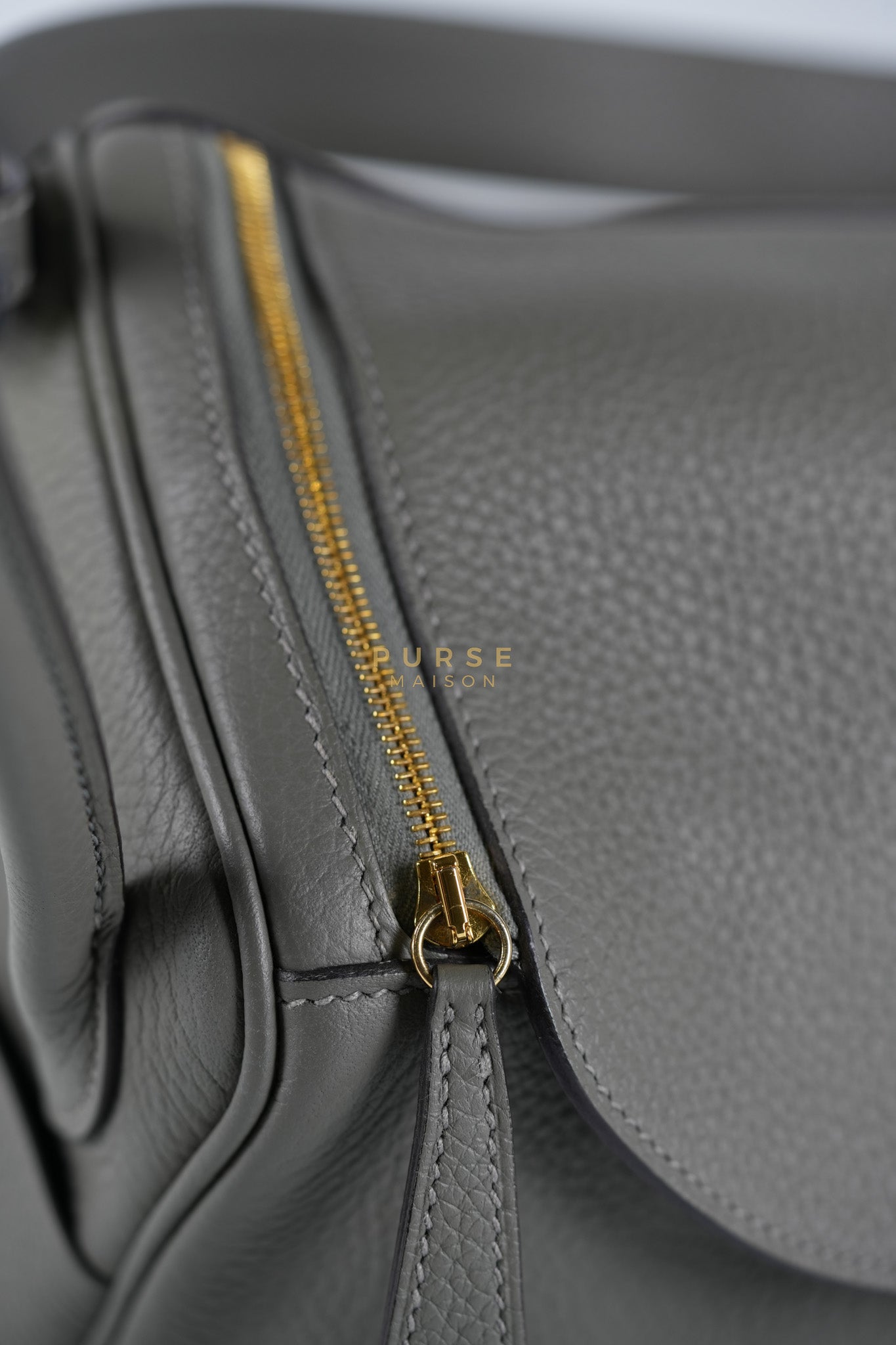Lindy 26 Gris Meyer Togo Leather and Gold Hardware Stamp U (2022) | Purse Maison Luxury Bags Shop