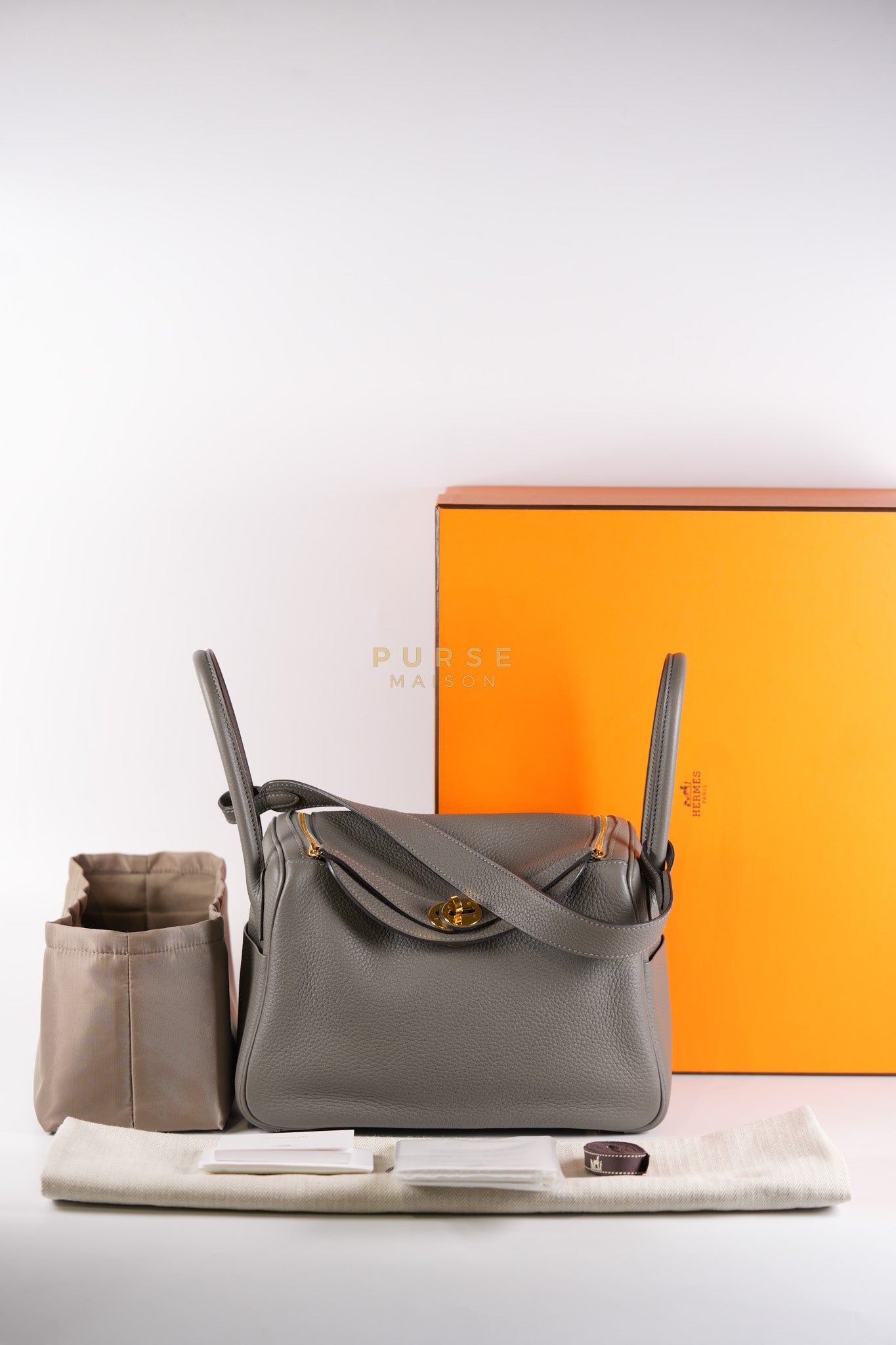 Lindy 26 Gris Meyer Togo Leather and Gold Hardware Stamp U (2022) | Purse Maison Luxury Bags Shop