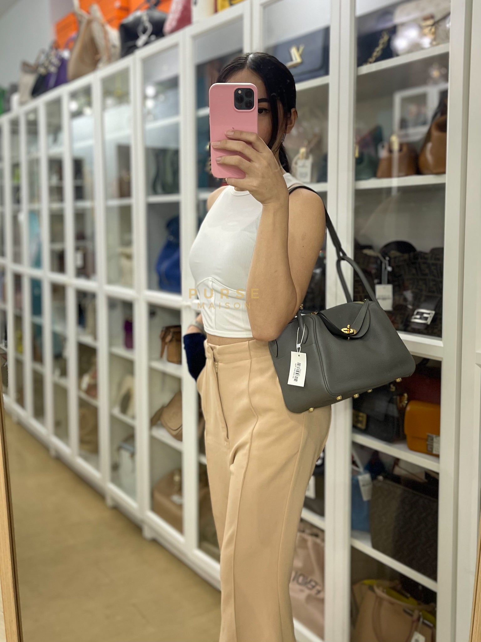 Lindy 26 Gris Meyer Togo Leather and Gold Hardware Stamp U (2022) | Purse Maison Luxury Bags Shop