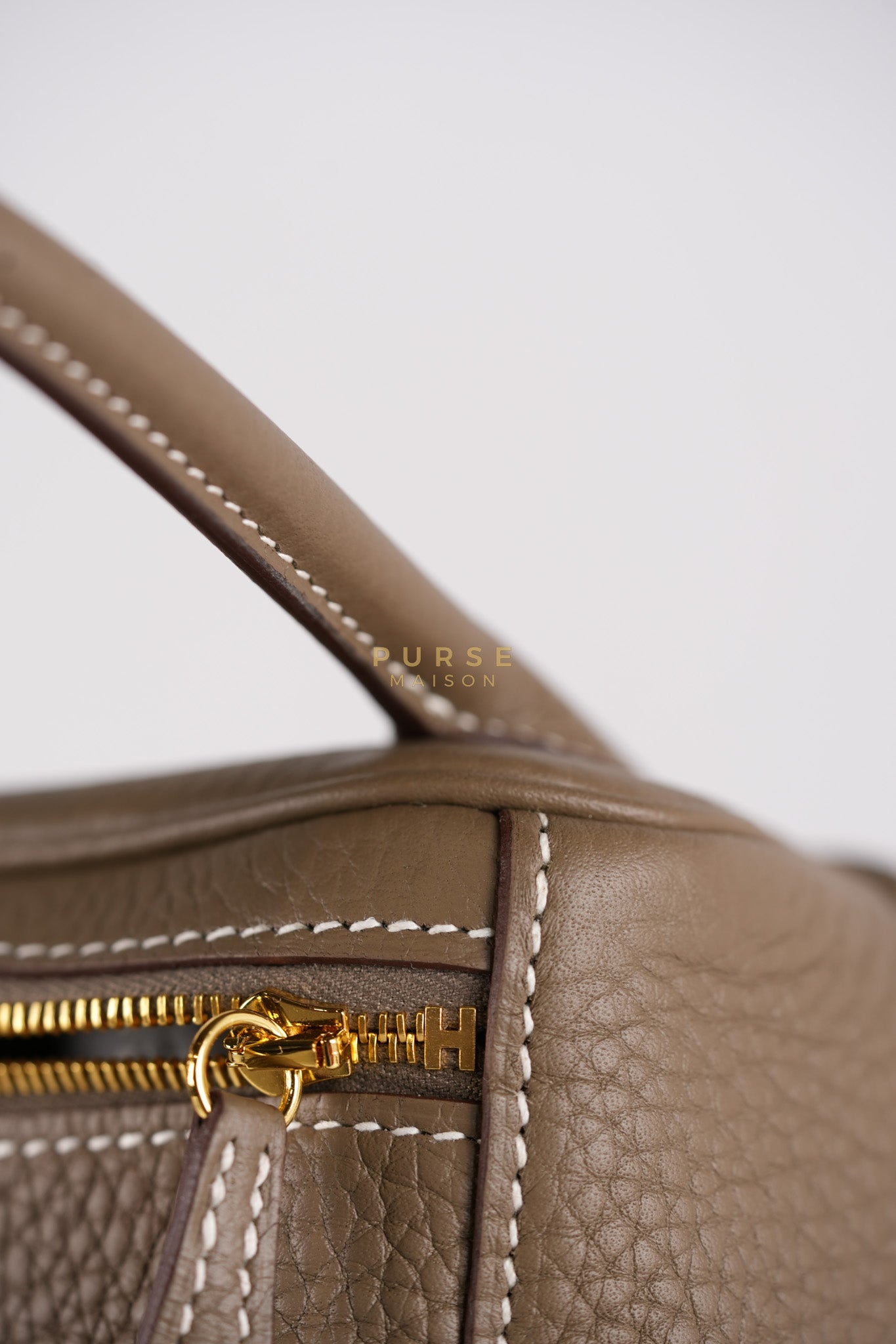 Lindy 26 in Etoupe Taurillon Clemence Leather & Gold Hardware Stamp K (2025) | Purse Maison Luxury Bags Shop