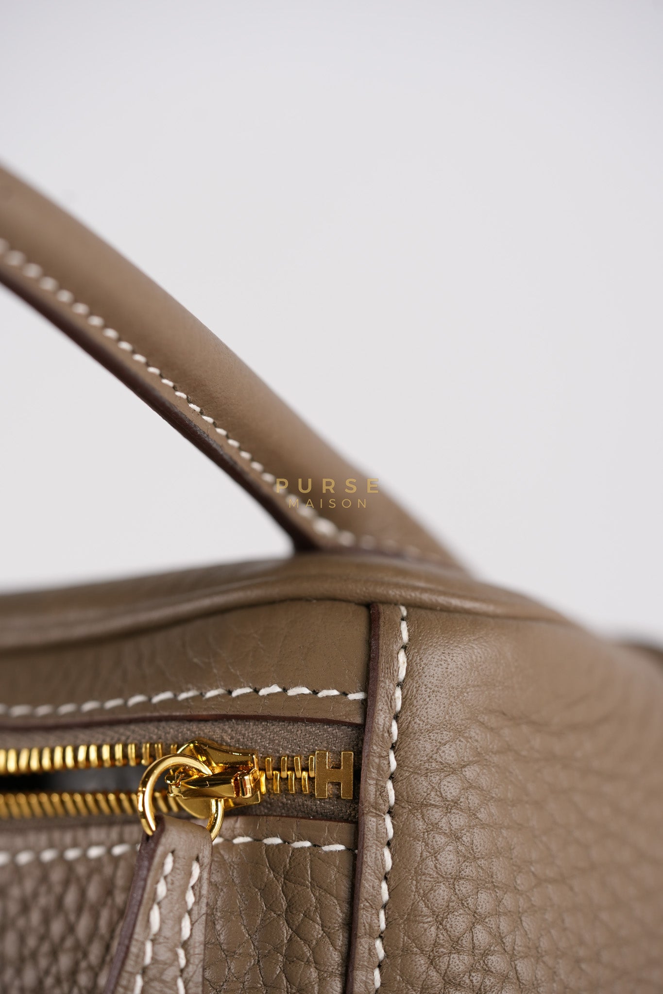 Lindy 26 in Etoupe Taurillon Clemence Leather & Gold Hardware Stamp K (2025) | Purse Maison Luxury Bags Shop