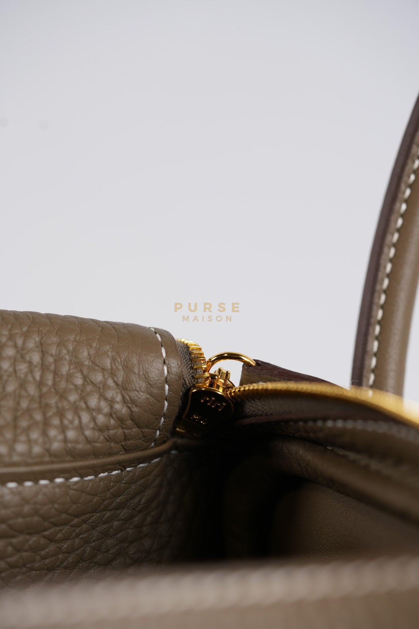 Lindy 26 in Etoupe Taurillon Clemence Leather & Gold Hardware Stamp K (2025) | Purse Maison Luxury Bags Shop