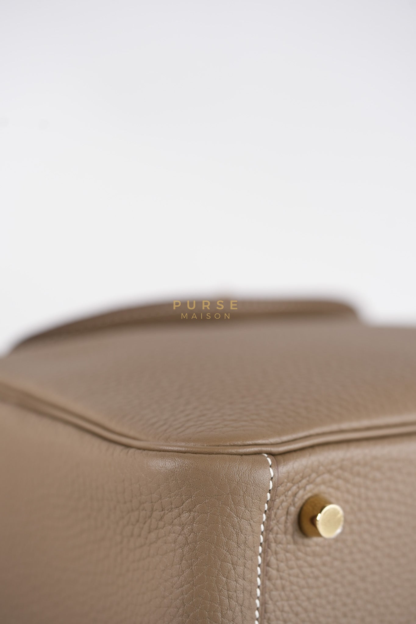 Lindy 26 in Etoupe Taurillon Clemence Leather & Gold Hardware Stamp K (2025) | Purse Maison Luxury Bags Shop