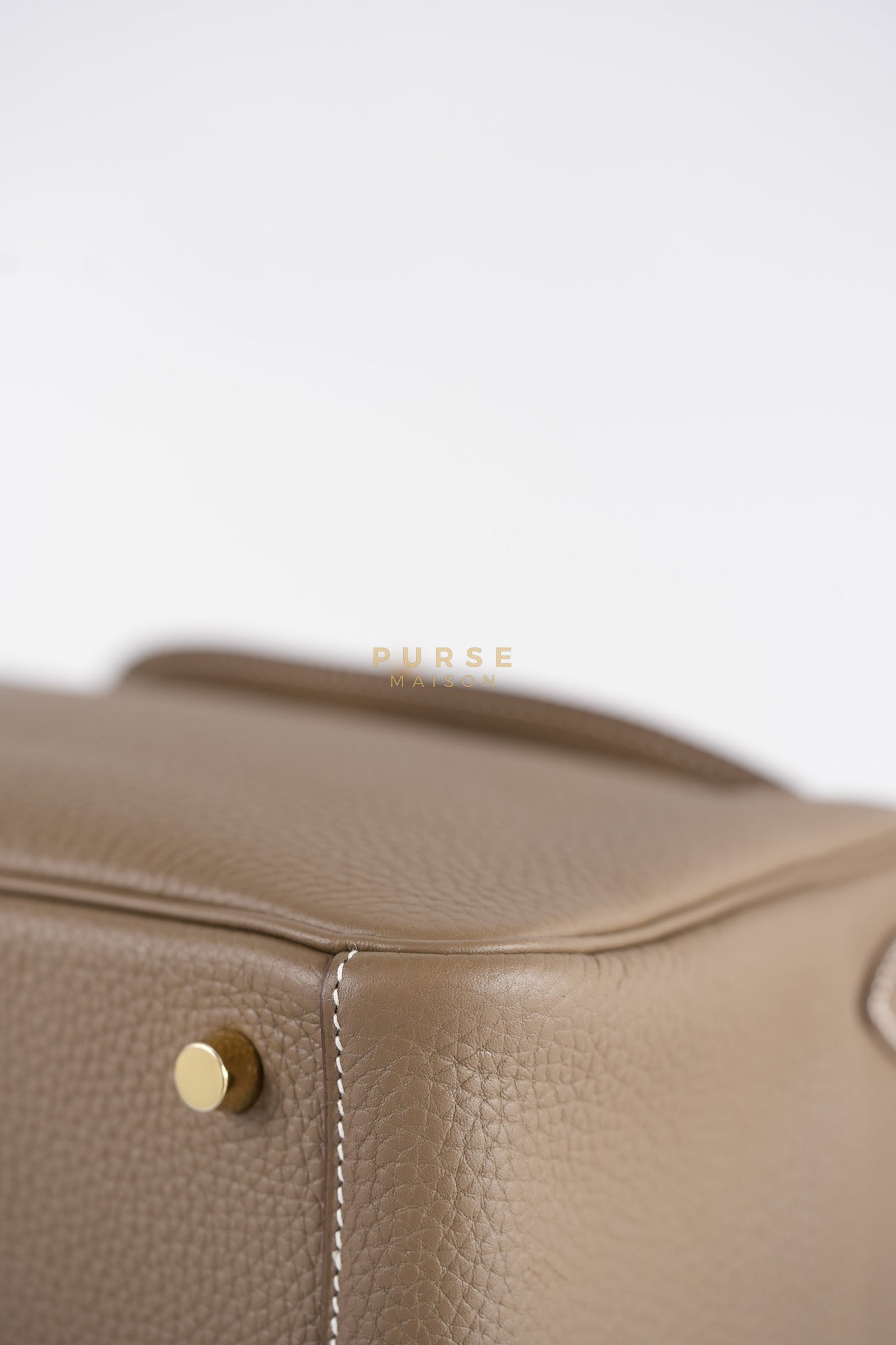 Lindy 26 in Etoupe Taurillon Clemence Leather & Gold Hardware Stamp K (2025) | Purse Maison Luxury Bags Shop