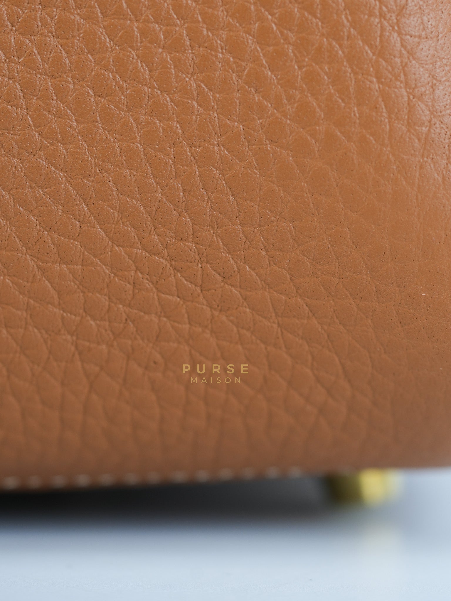 Lindy 26 in Gold Clemence Leather & Gold Hardware Stamp K(2025) | Purse Maison Luxury Bags Shop