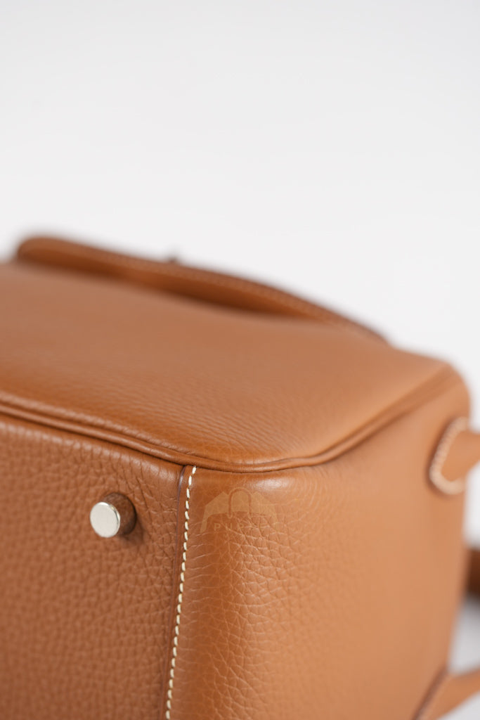 Lindy 26 in Gold Clemence Leather Palladium Hardware Stamp W(2024) | Purse Maison Luxury Bags Shop