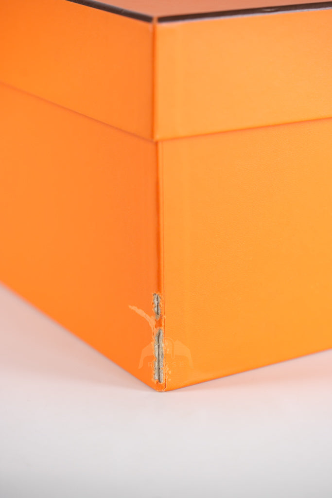 Lindy 26 in Gold Clemence Leather Palladium Hardware Stamp W(2024) | Purse Maison Luxury Bags Shop