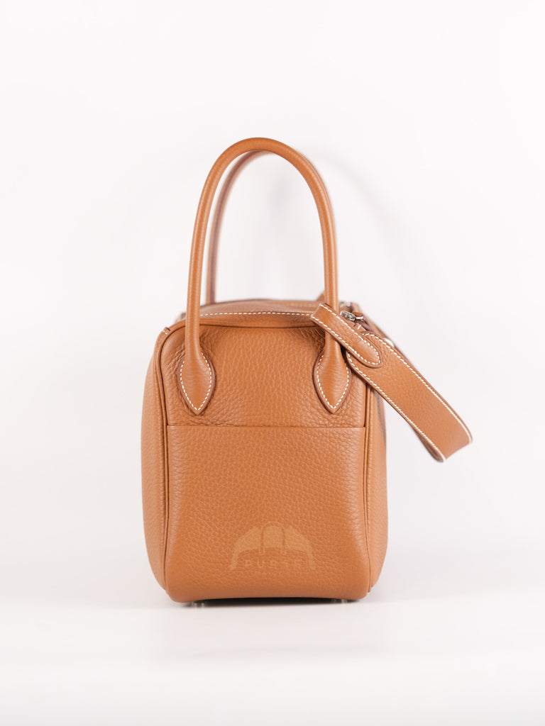 Lindy 26 in Gold Clemence Leather Palladium Hardware Stamp W(2024) | Purse Maison Luxury Bags Shop