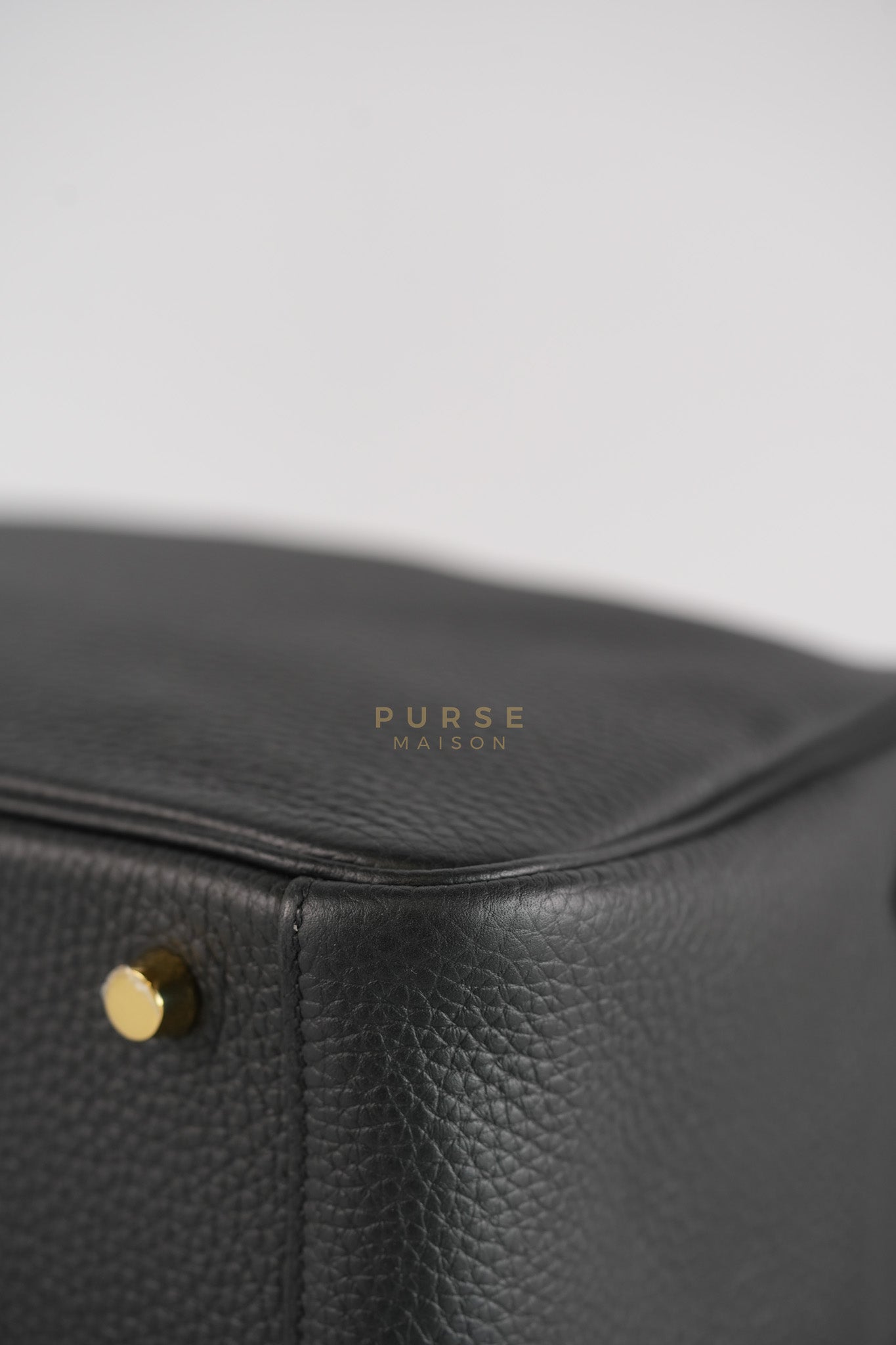 Lindy 26 in Noir Clemence Leather Gold Hardware Stamp K(2025) | Purse Maison Luxury Bags Shop