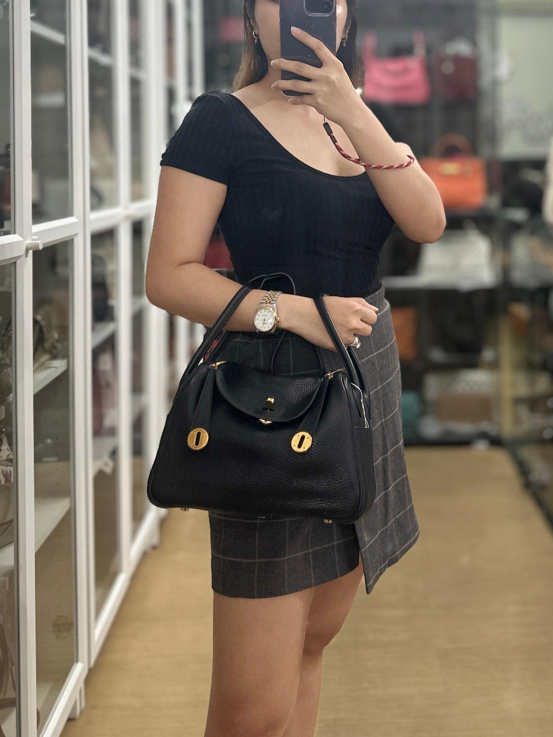 Lindy 26 in Noir Clemence Leather Gold Hardware Stamp K(2025) | Purse Maison Luxury Bags Shop