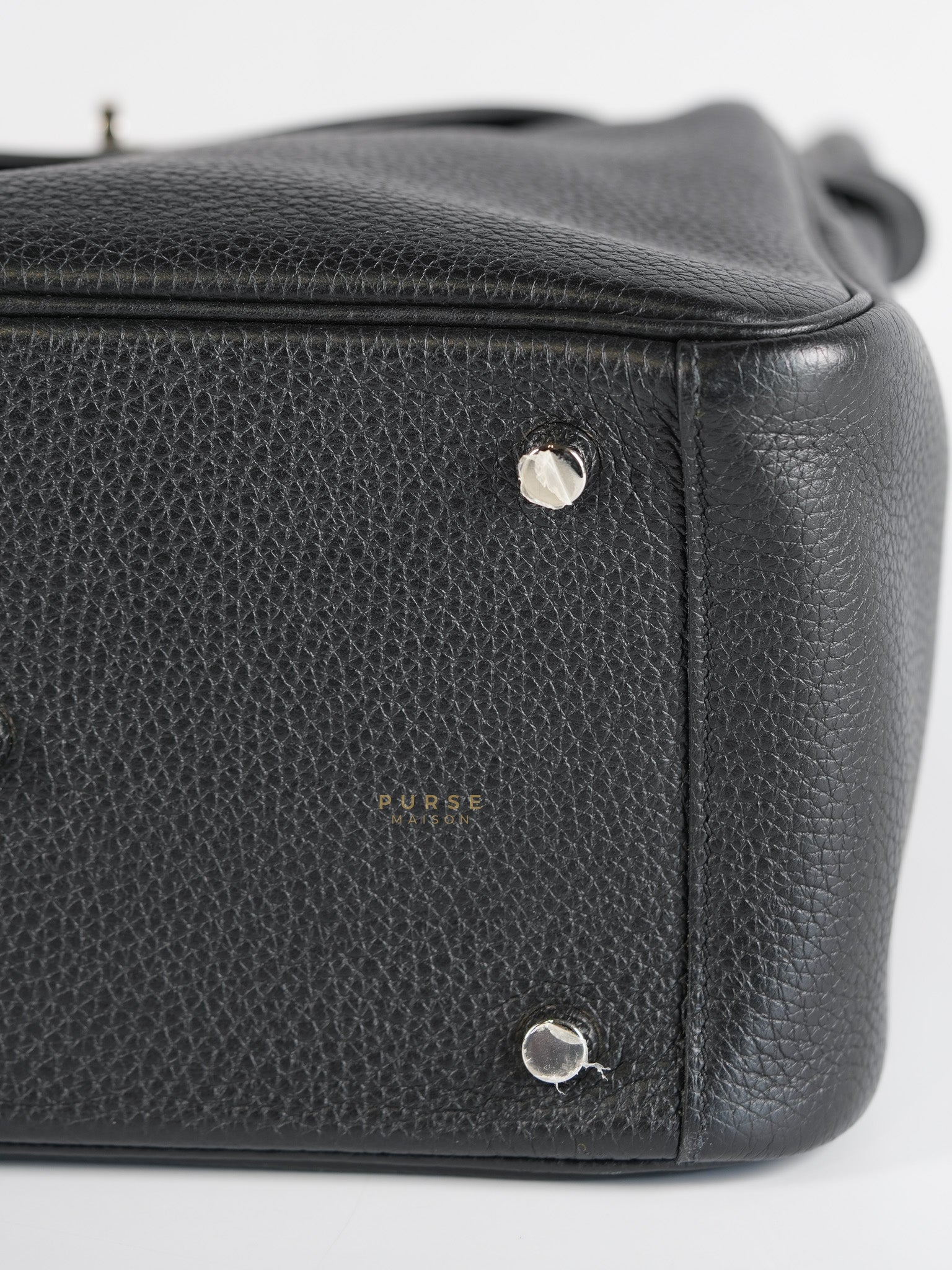Lindy 26 in Noir Clemence Leather Palladium Hardware Stamp D(2019) | Purse Maison Luxury Bags Shop