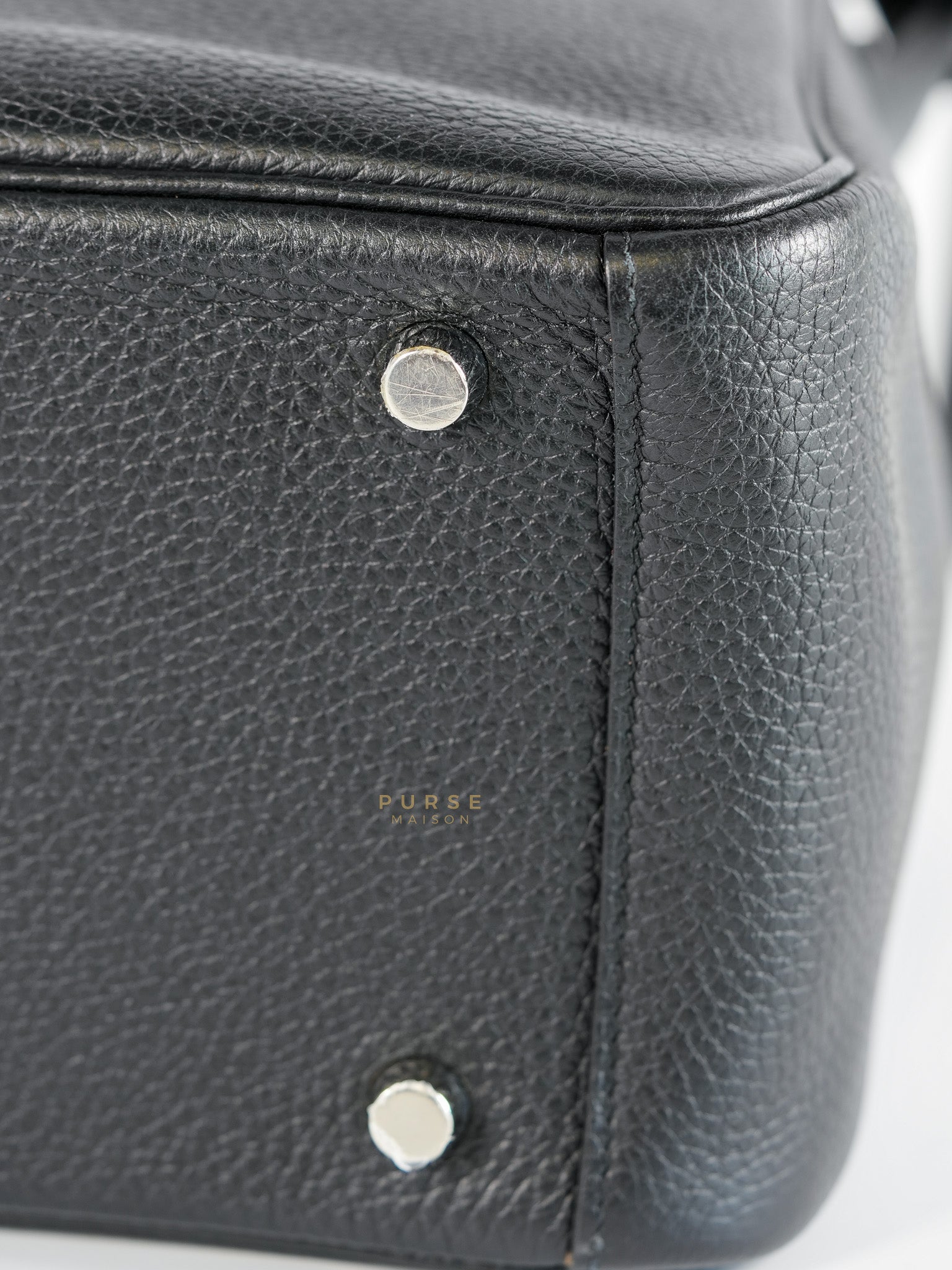 Lindy 26 in Noir Clemence Leather Palladium Hardware Stamp D(2019) | Purse Maison Luxury Bags Shop