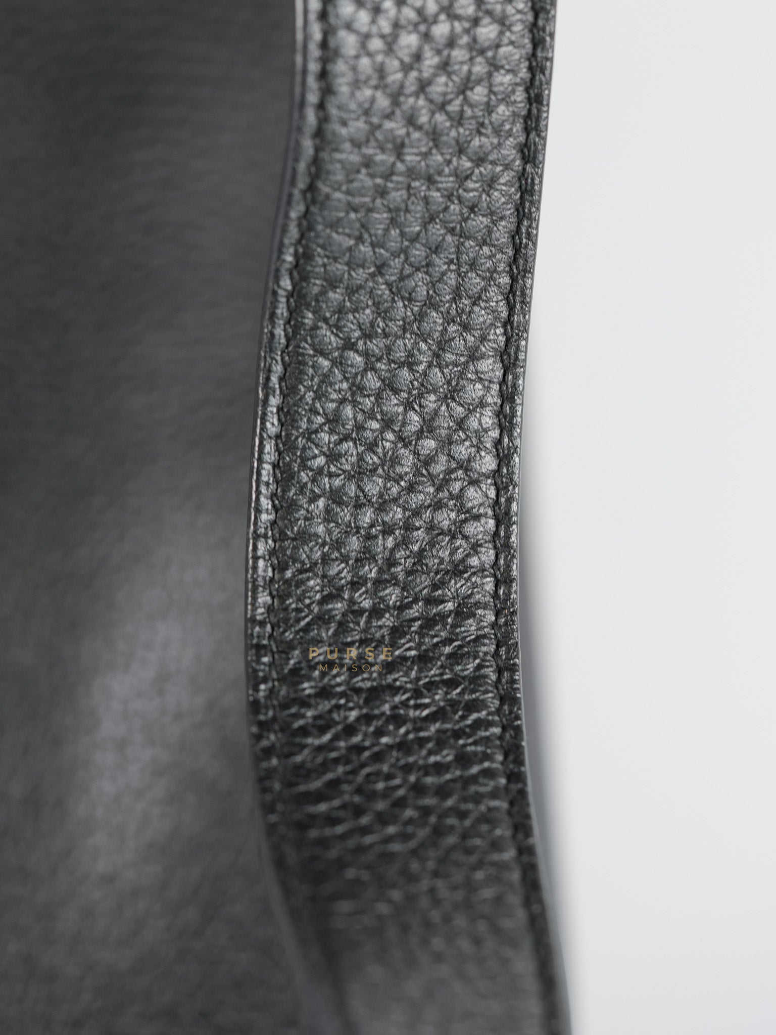 Lindy 26 in Noir Clemence Leather Palladium Hardware Stamp D(2019) | Purse Maison Luxury Bags Shop