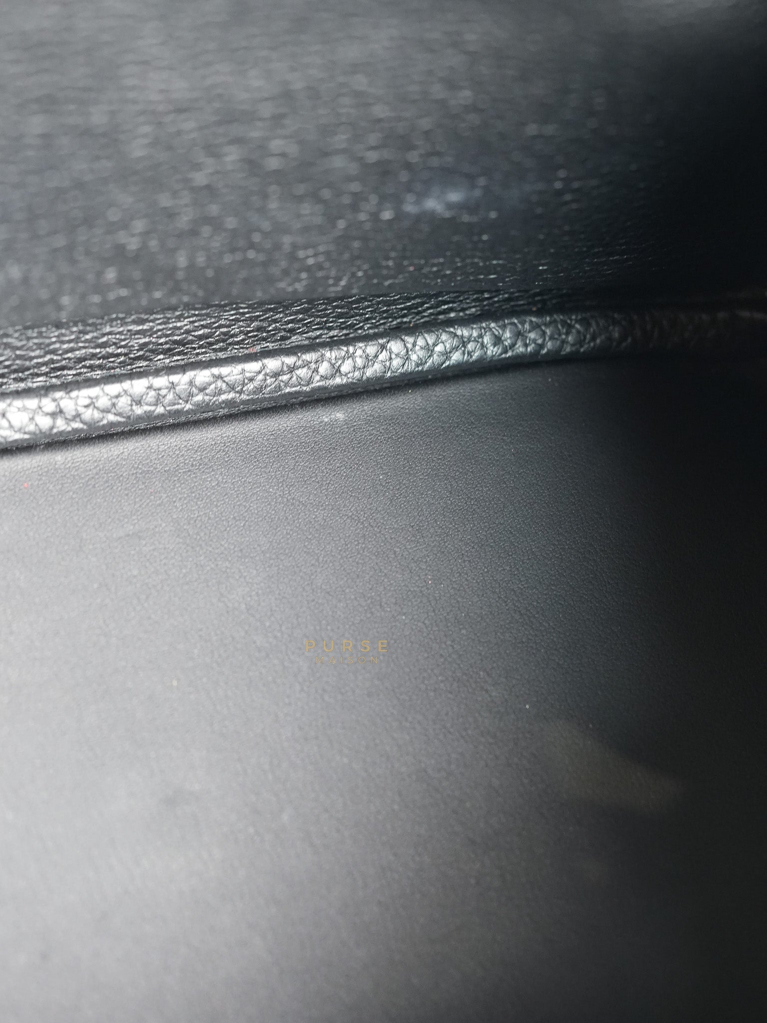 Lindy 26 in Noir Clemence Leather Palladium Hardware Stamp D(2019) | Purse Maison Luxury Bags Shop