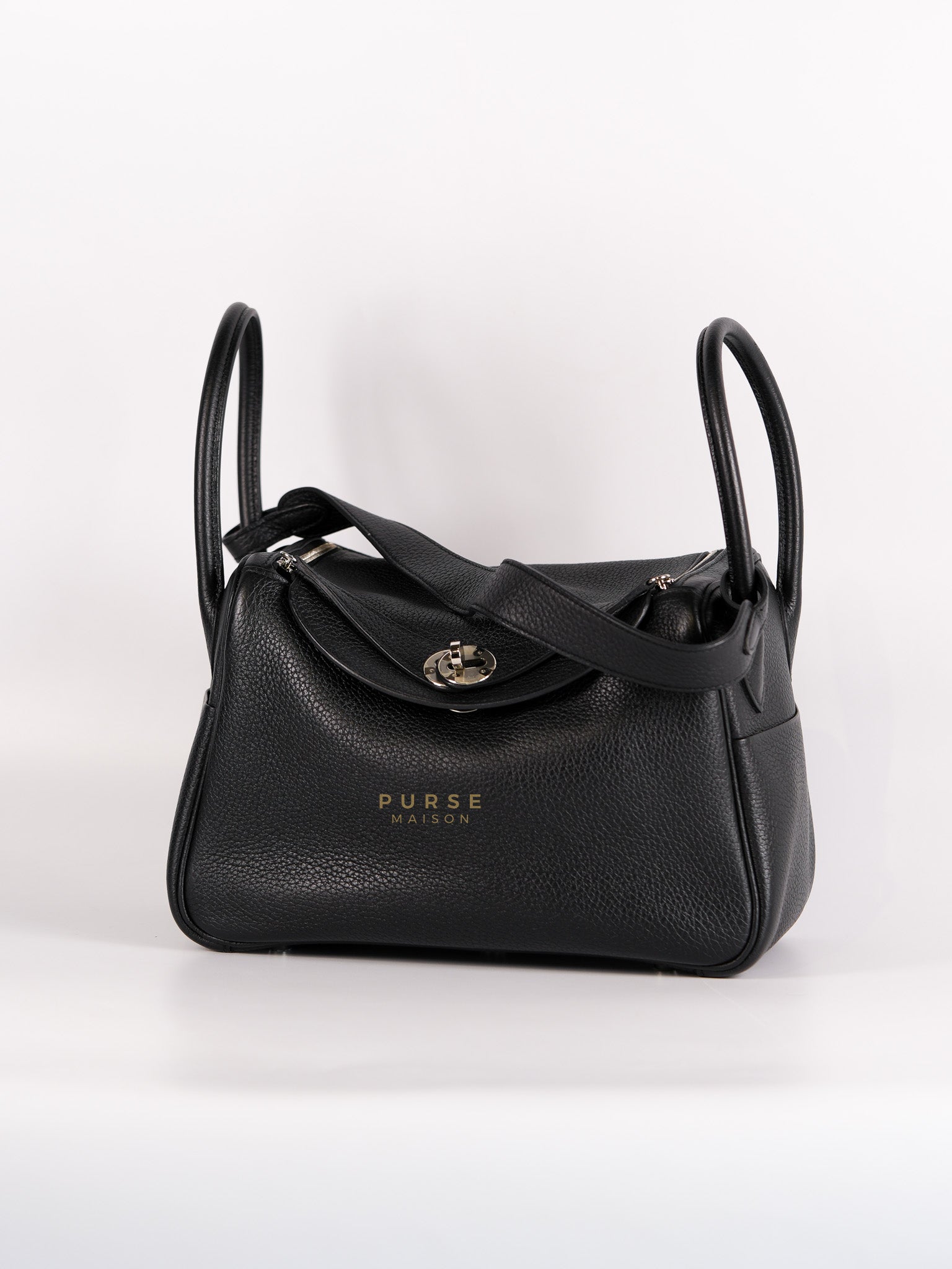 Lindy 26 in Noir Clemence Leather Palladium Hardware Stamp D(2019) | Purse Maison Luxury Bags Shop