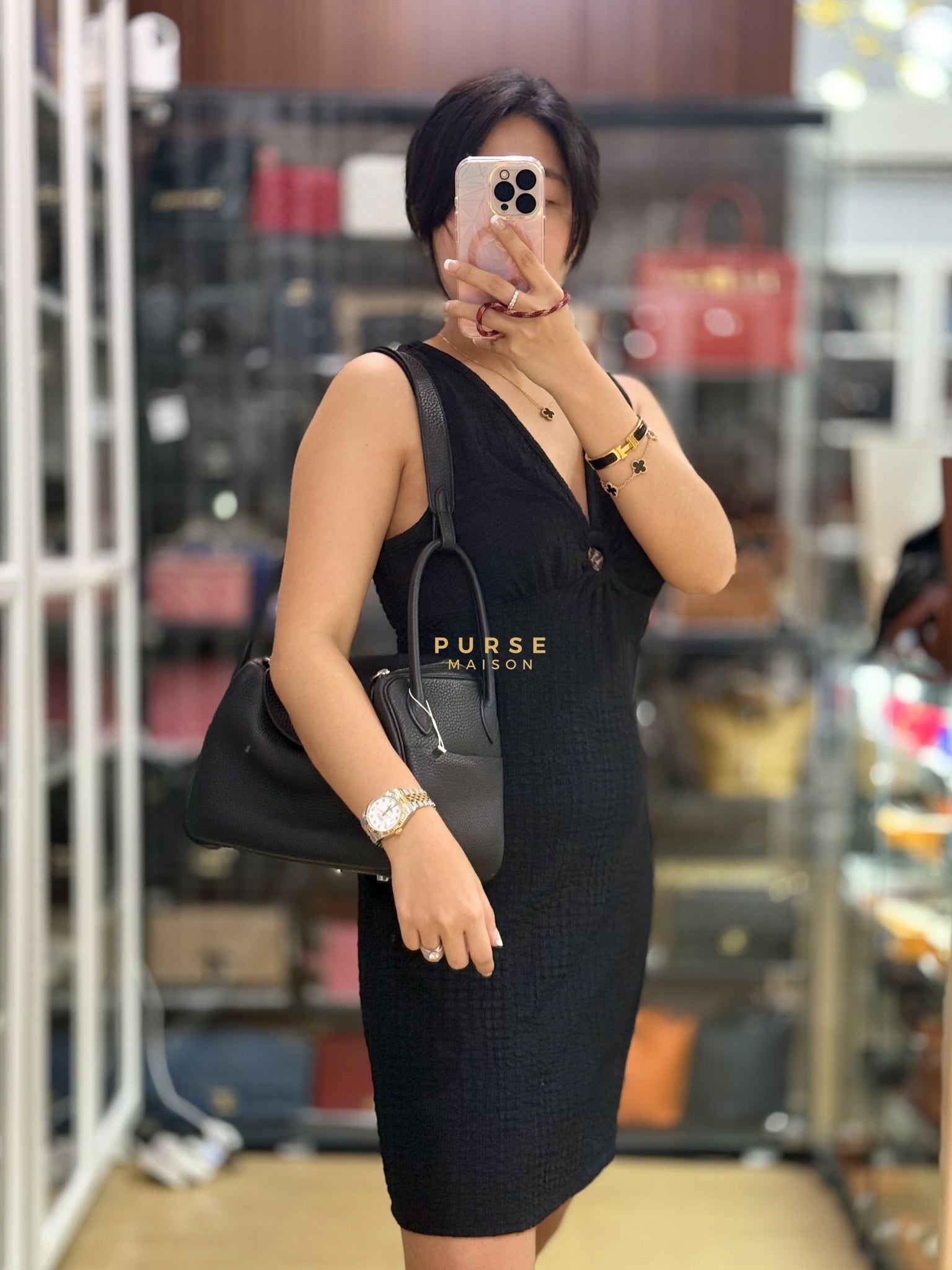 Lindy 26 in Noir Clemence Leather Palladium Hardware Stamp D(2019) | Purse Maison Luxury Bags Shop