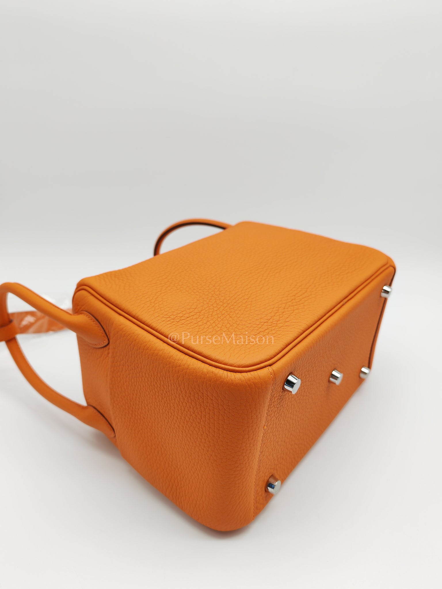 Lindy 26 in Orange Clemence Leather and Palladium Hardware Stamp B (2023) | Purse Maison Luxury Bags Shop