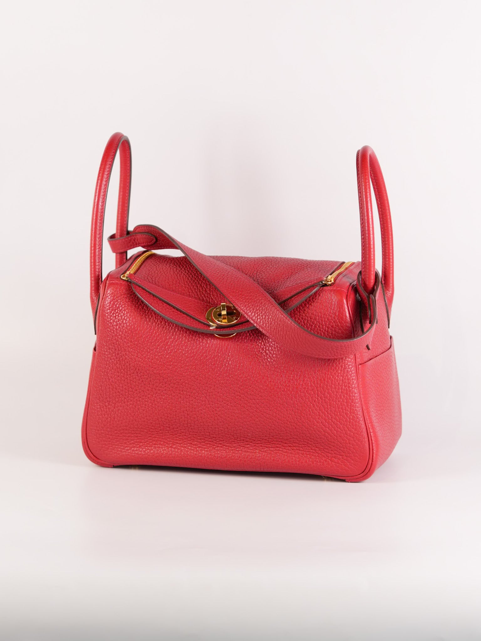 Lindy 26 in Red Clemence Leather and Gold Hardware Stamp C (2018) | Purse Maison Luxury Bags Shop