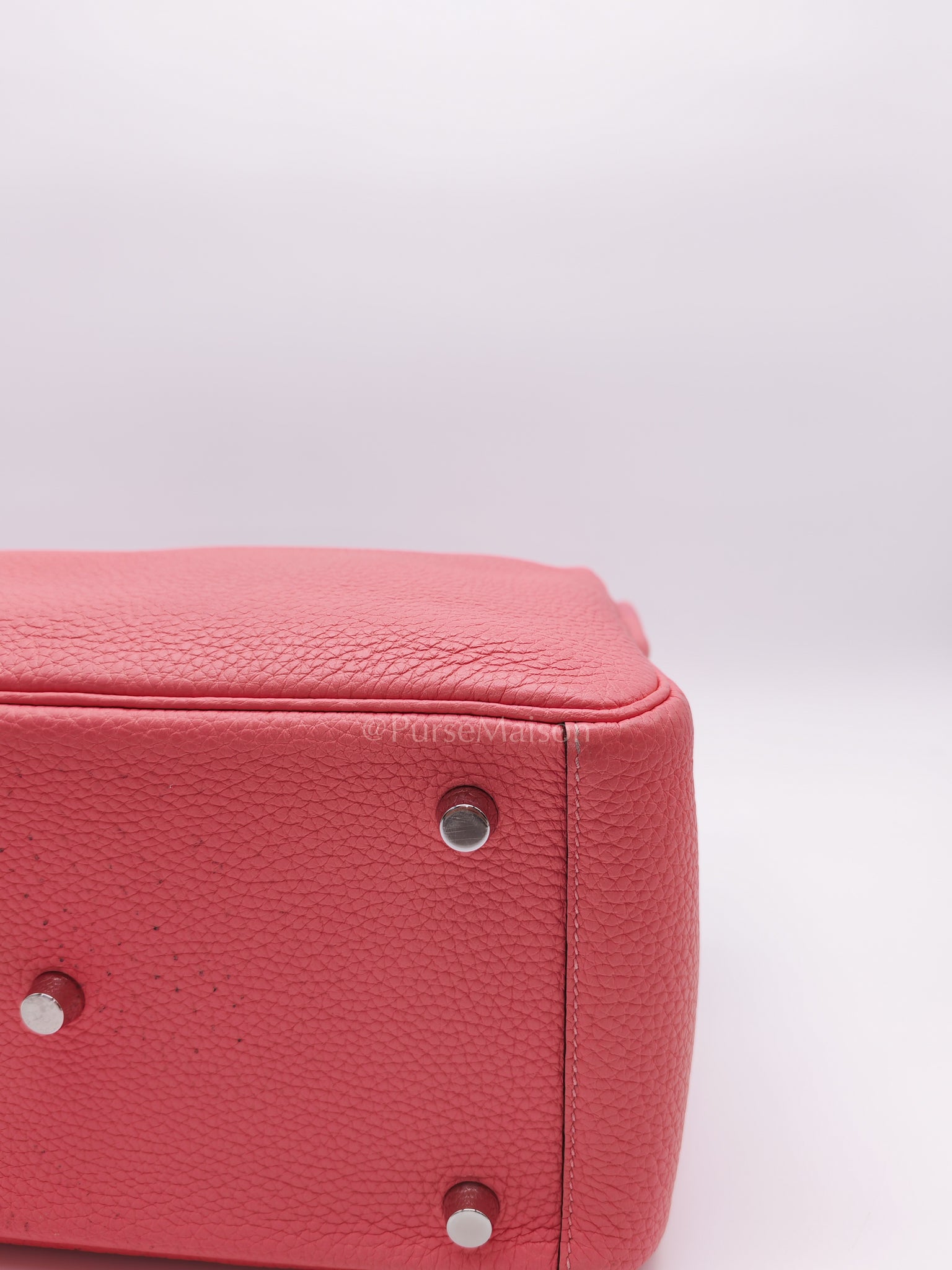 Lindy 26 in Rose Azalee Clemence Leather and Palladium Hardware Stamp Z (2021) | Purse Maison Luxury Bags Shop