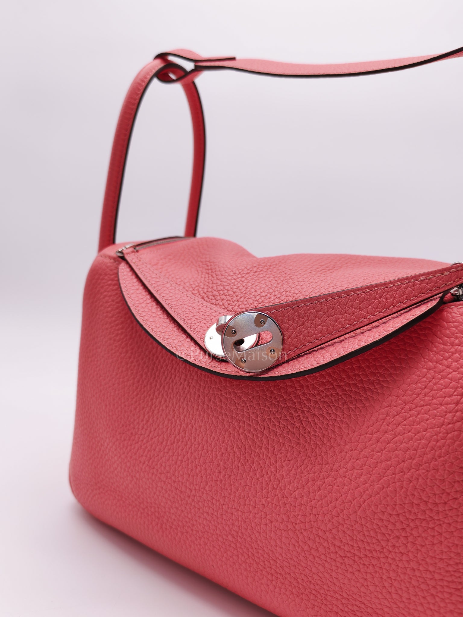 Lindy 26 in Rose Azalee Clemence Leather and Palladium Hardware Stamp Z (2021) | Purse Maison Luxury Bags Shop