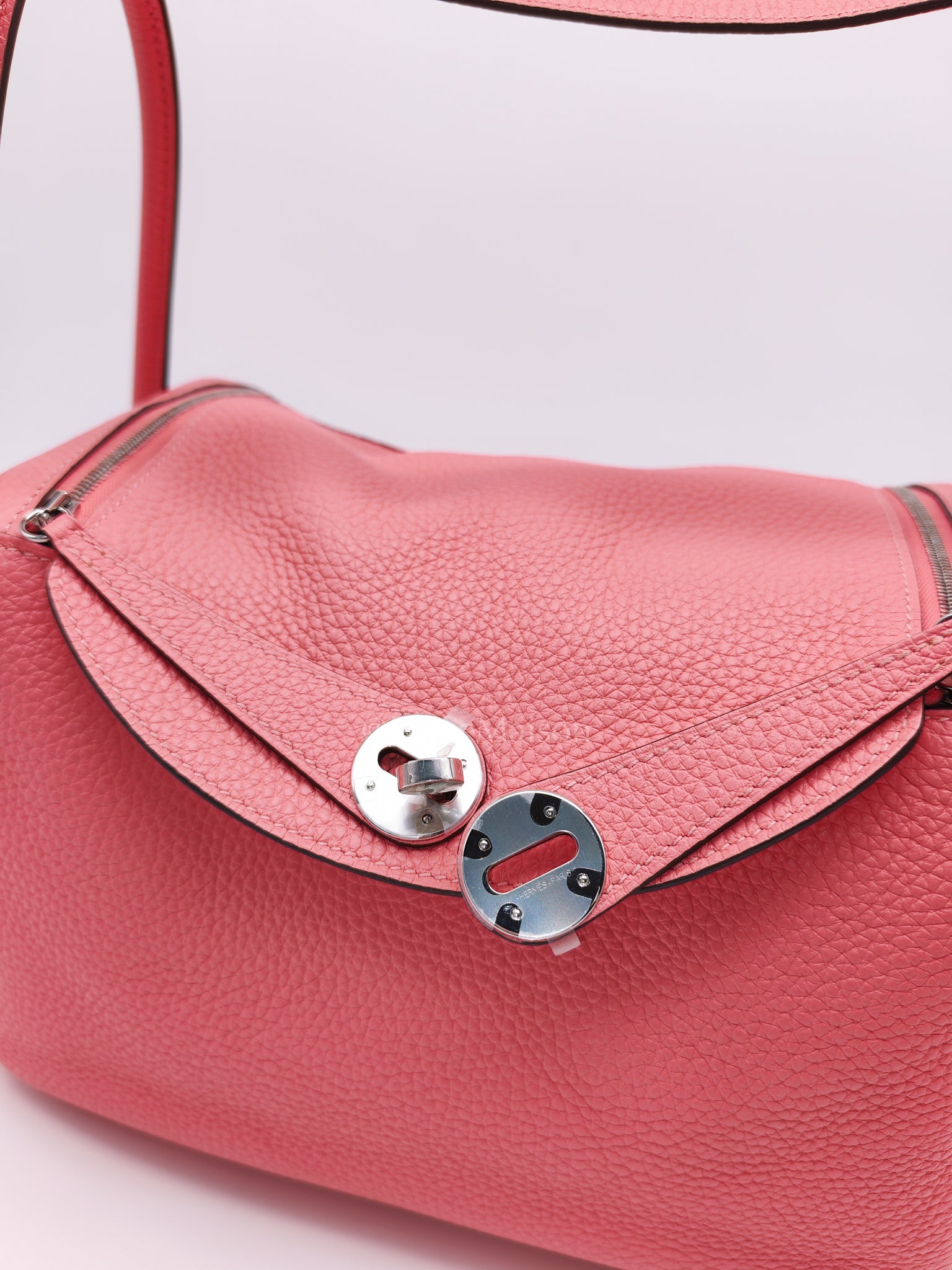 Lindy 26 in Rose Azalee Clemence Leather and Palladium Hardware Stamp Z (2021) | Purse Maison Luxury Bags Shop